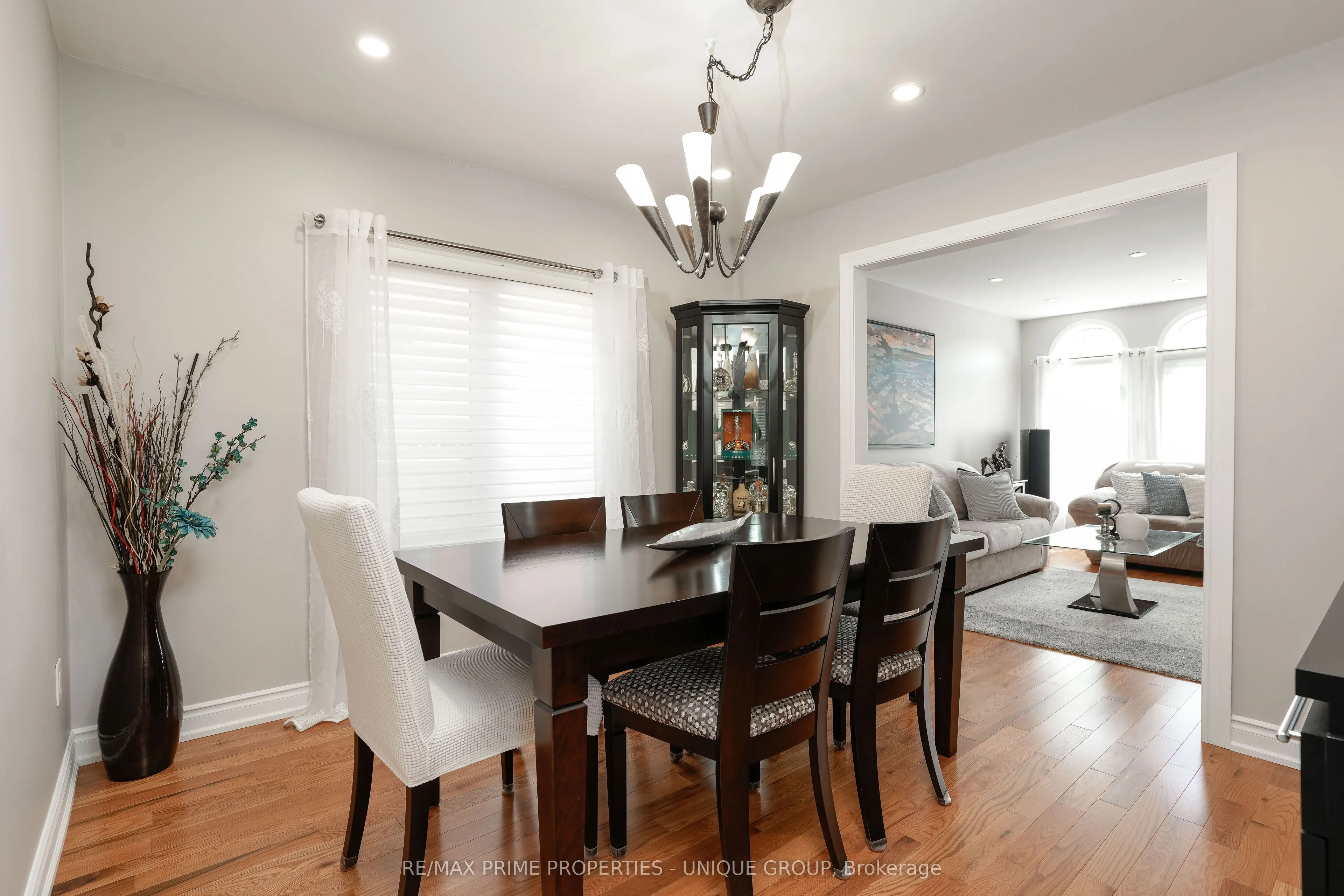 81 DEIB Crescent