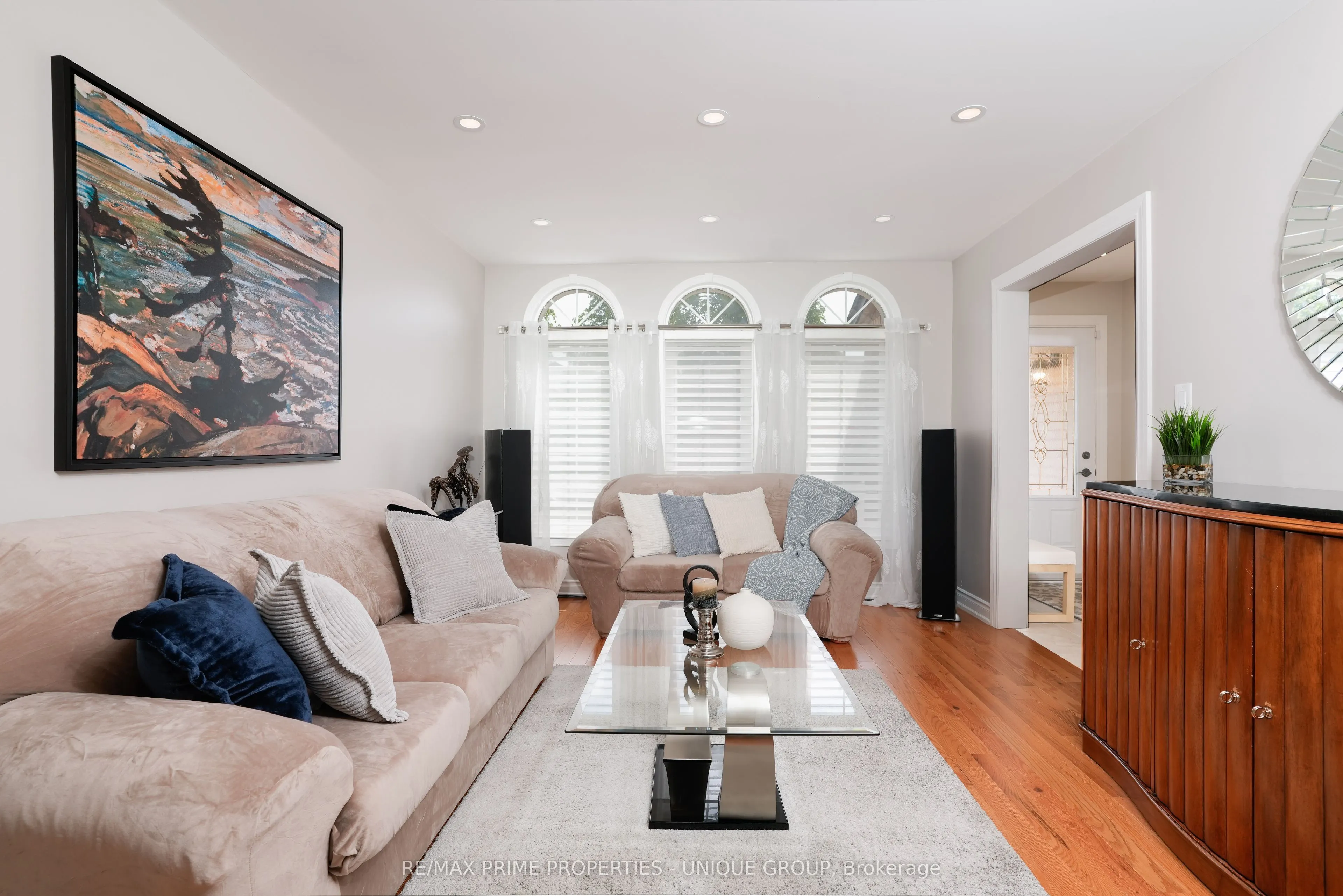 81 DEIB Crescent