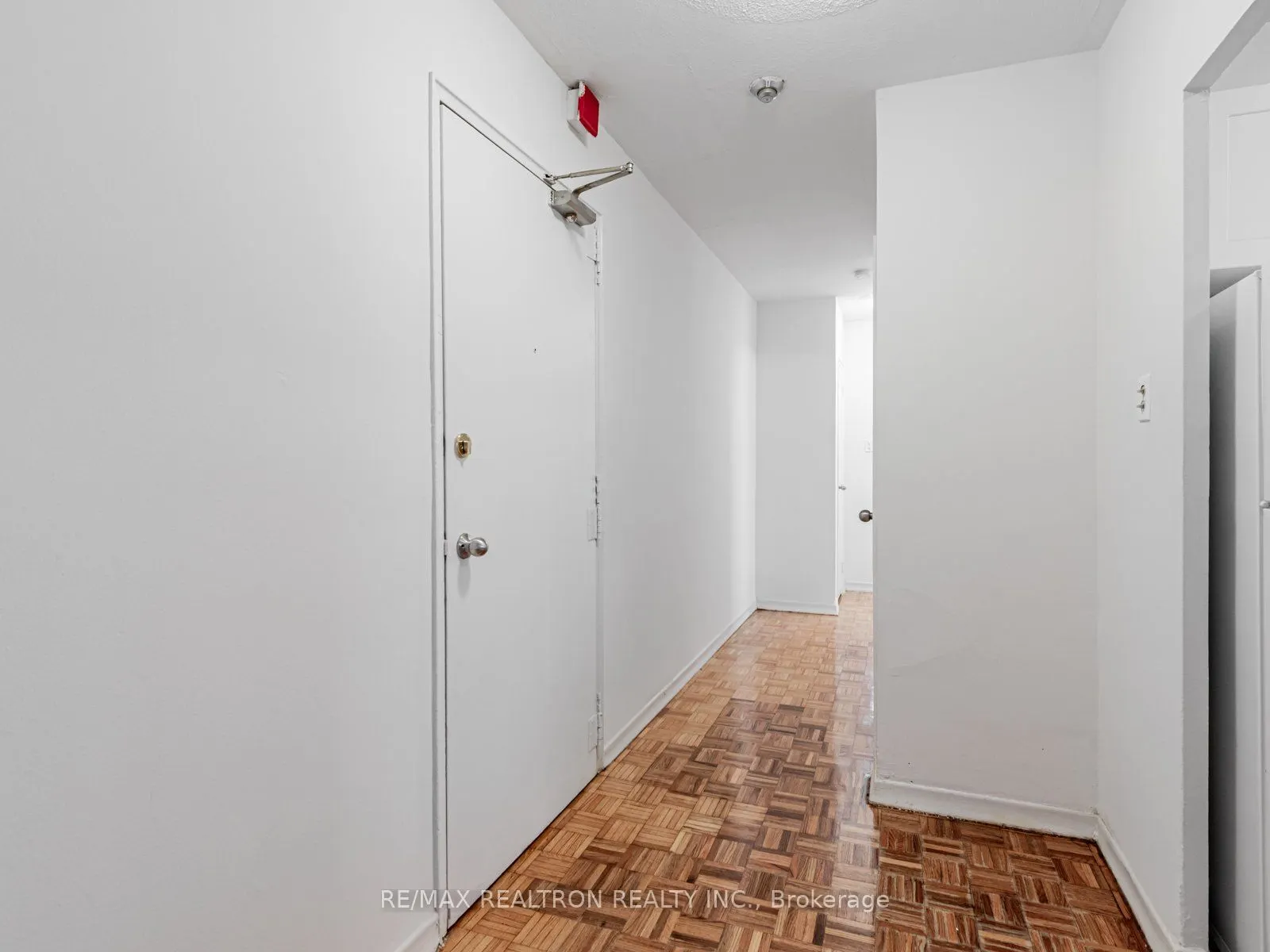 165 Colborne Avenue, #405