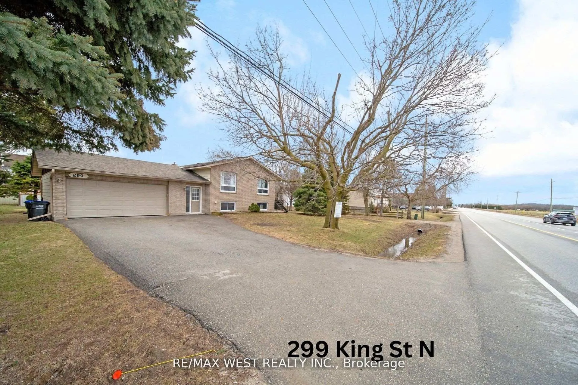 299&295 King Street N