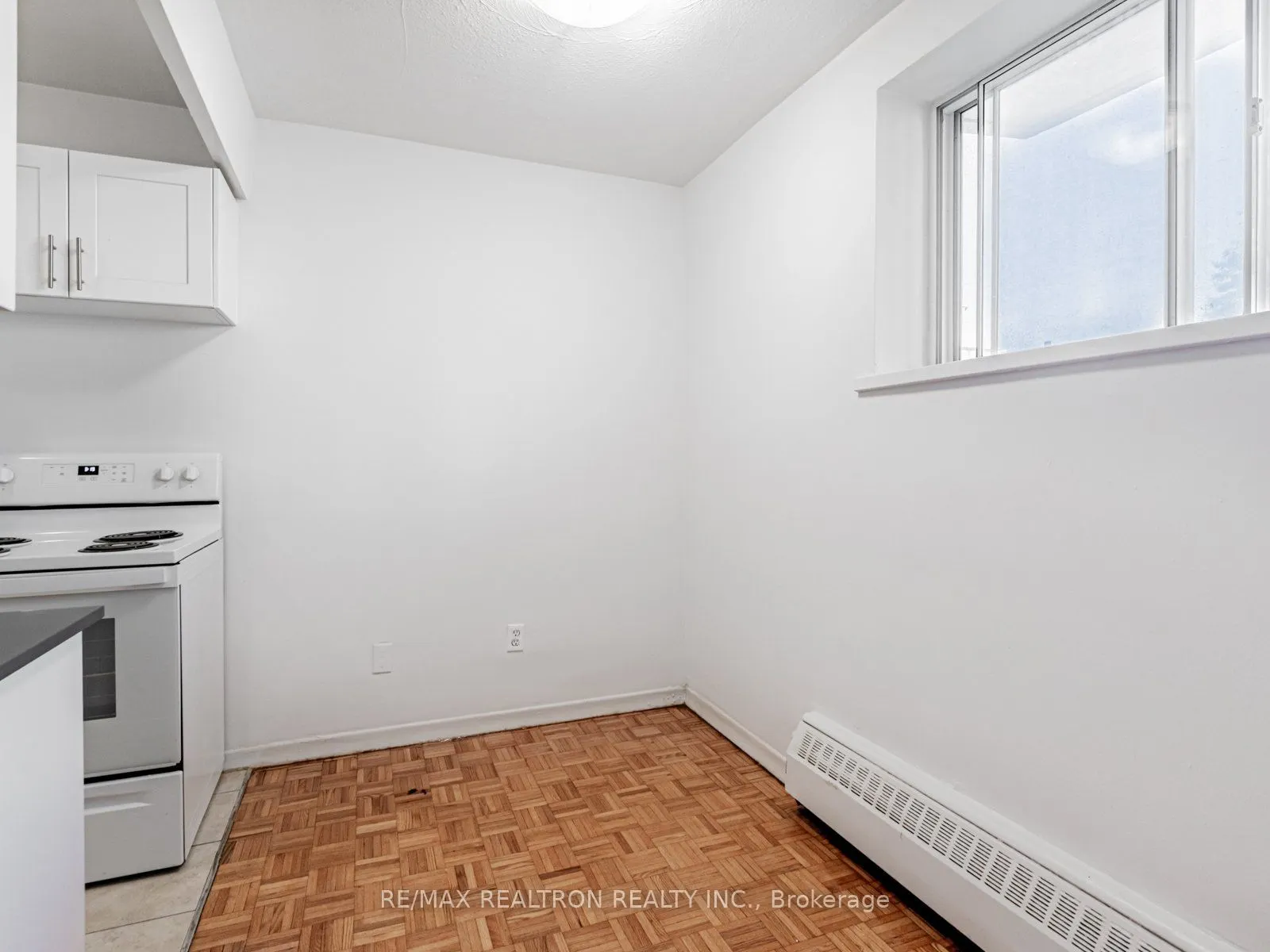 165 Colborne Avenue, #202