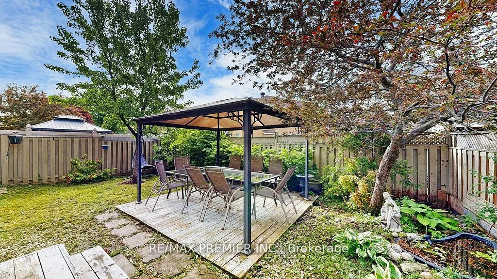 215 Drummond Drive