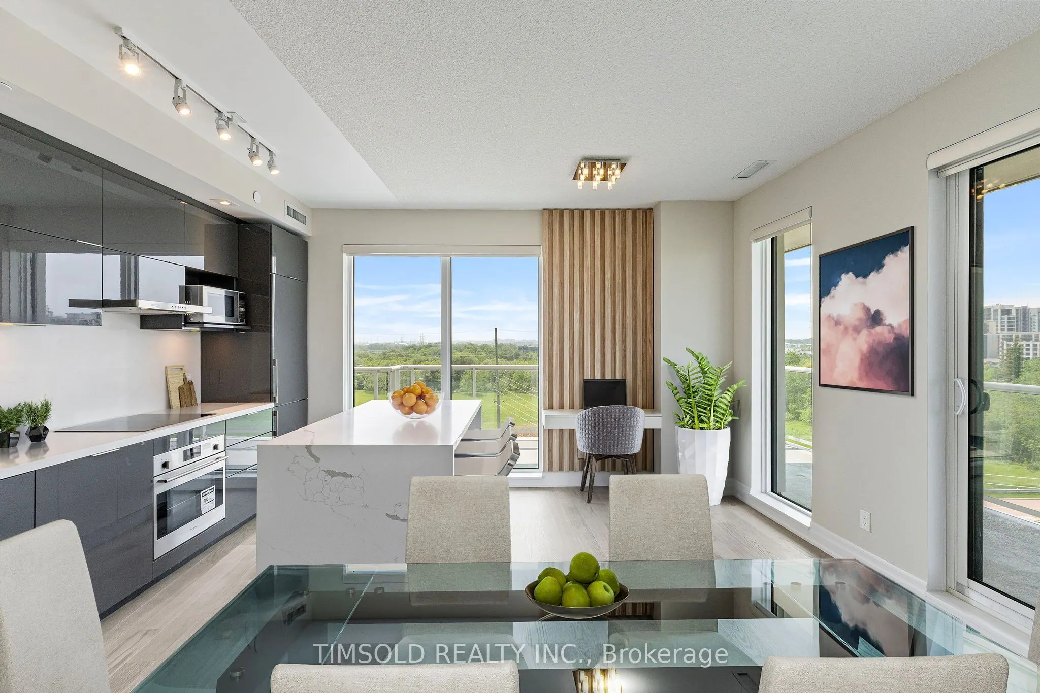 10 Rouge Valley Drive W, #722
