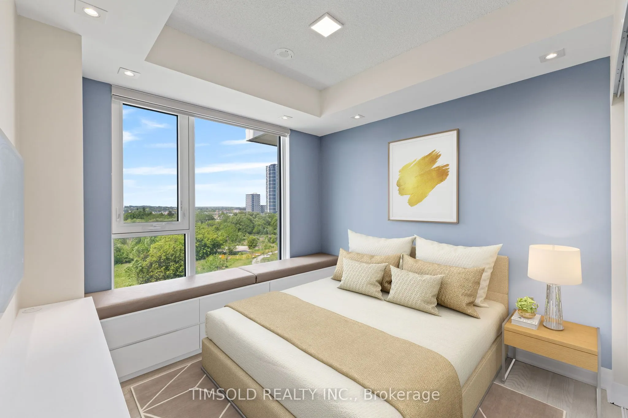 10 Rouge Valley Drive W, #722