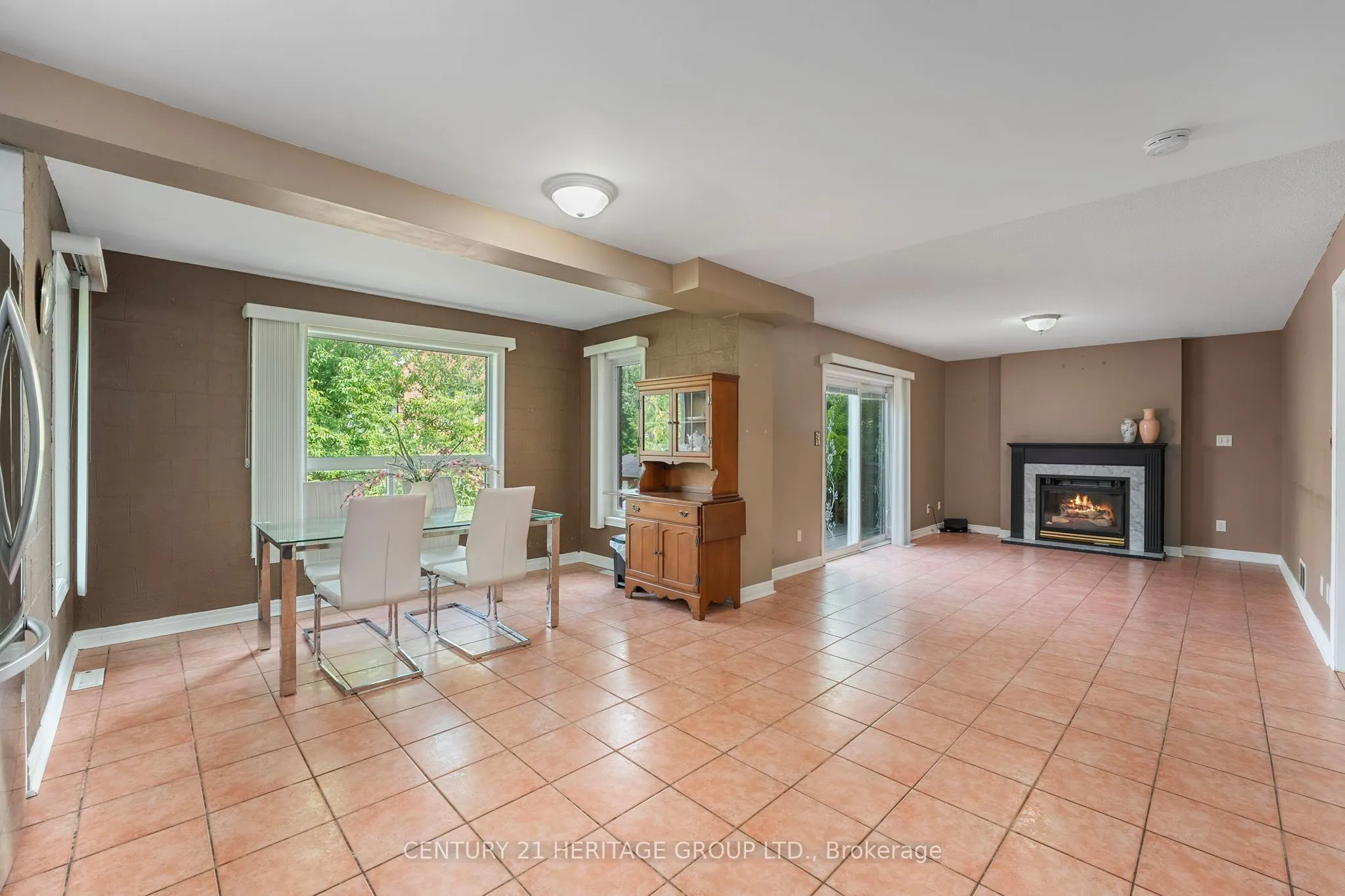21 Brent Road