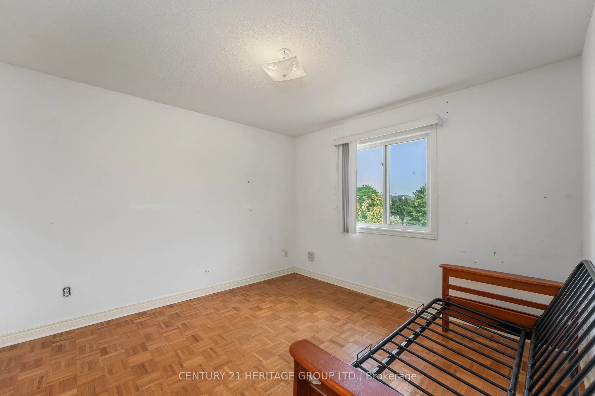 21 Brent Road