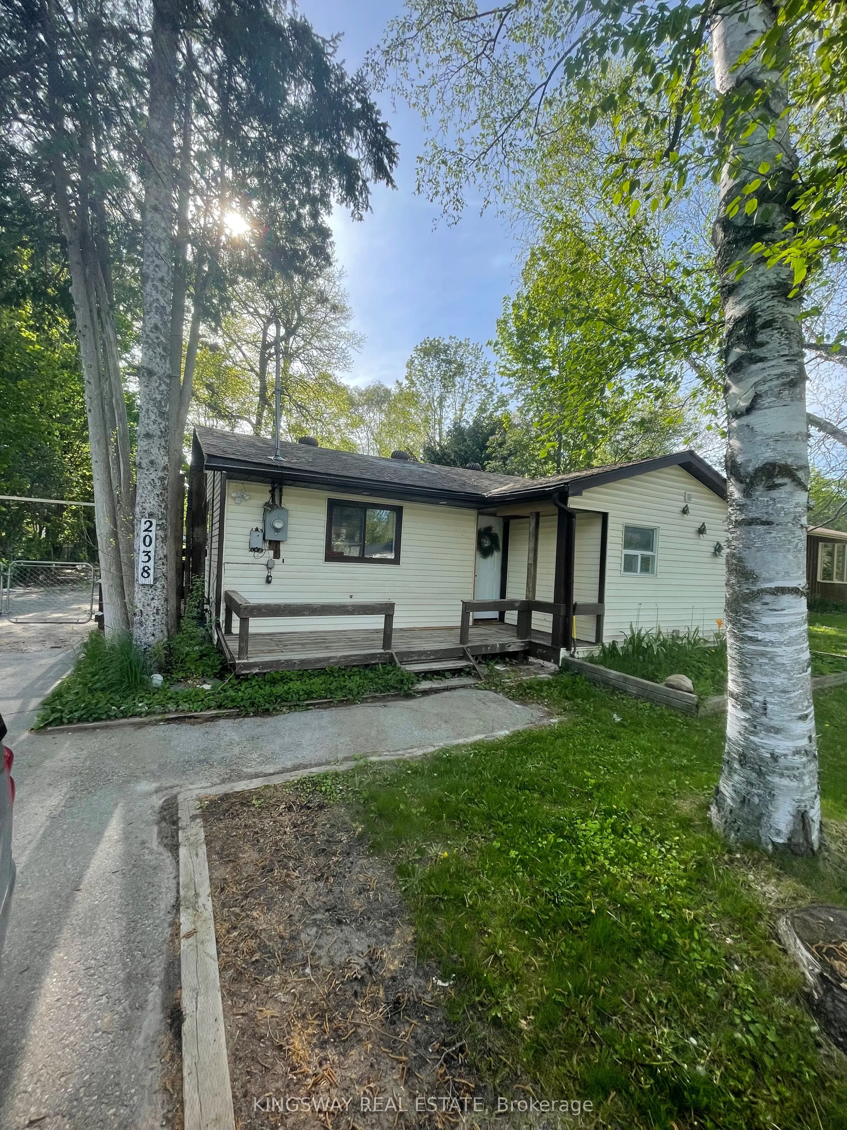 2038 St Johns Road