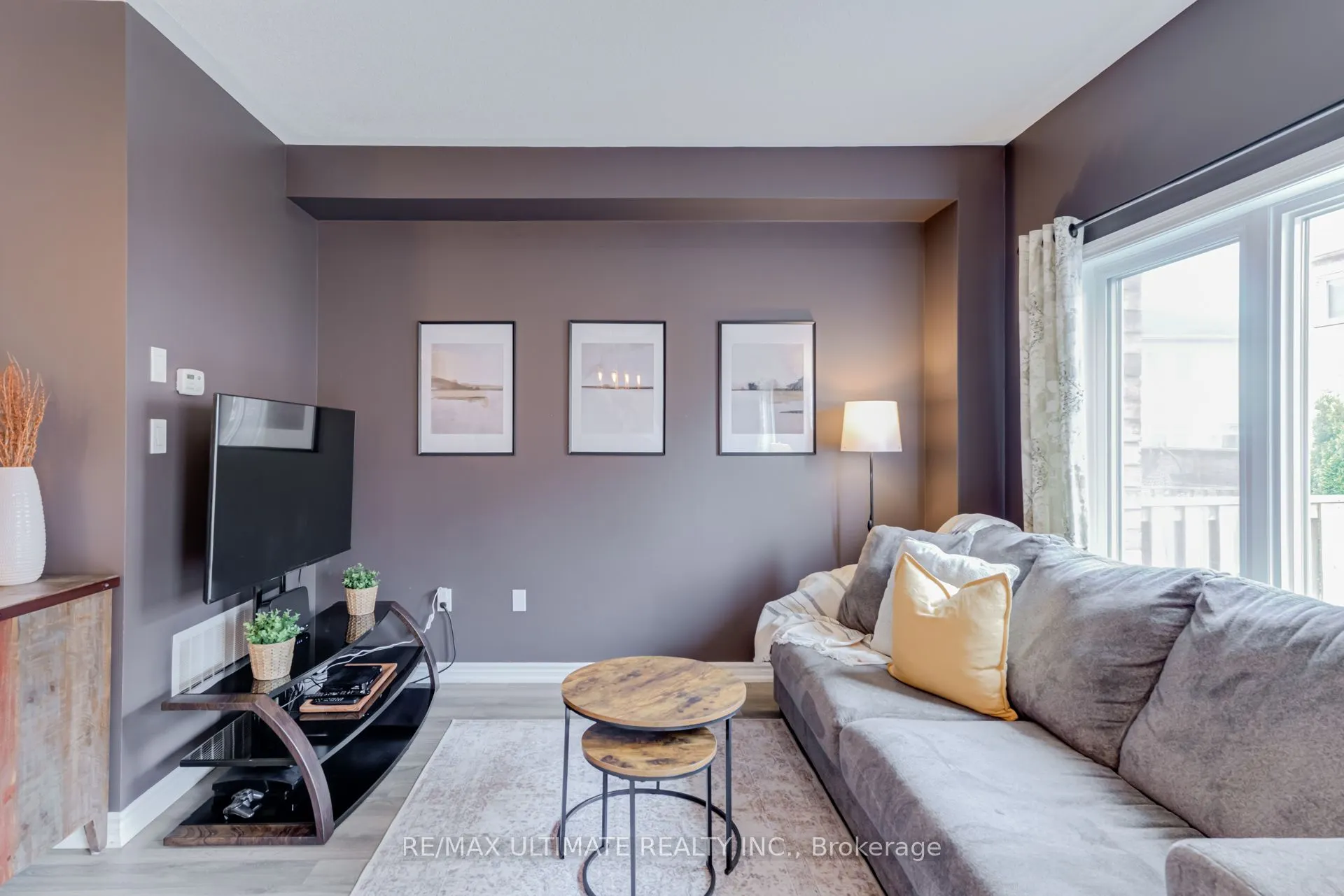 6 Daniele Crescent