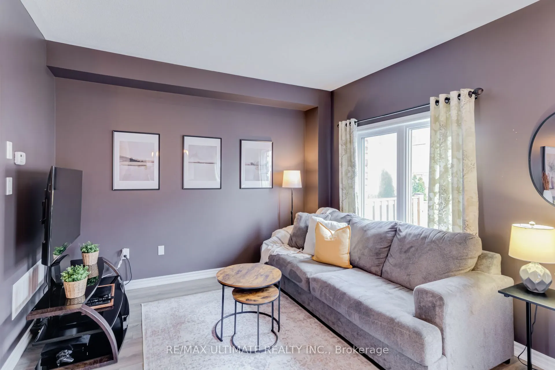 6 Daniele Crescent