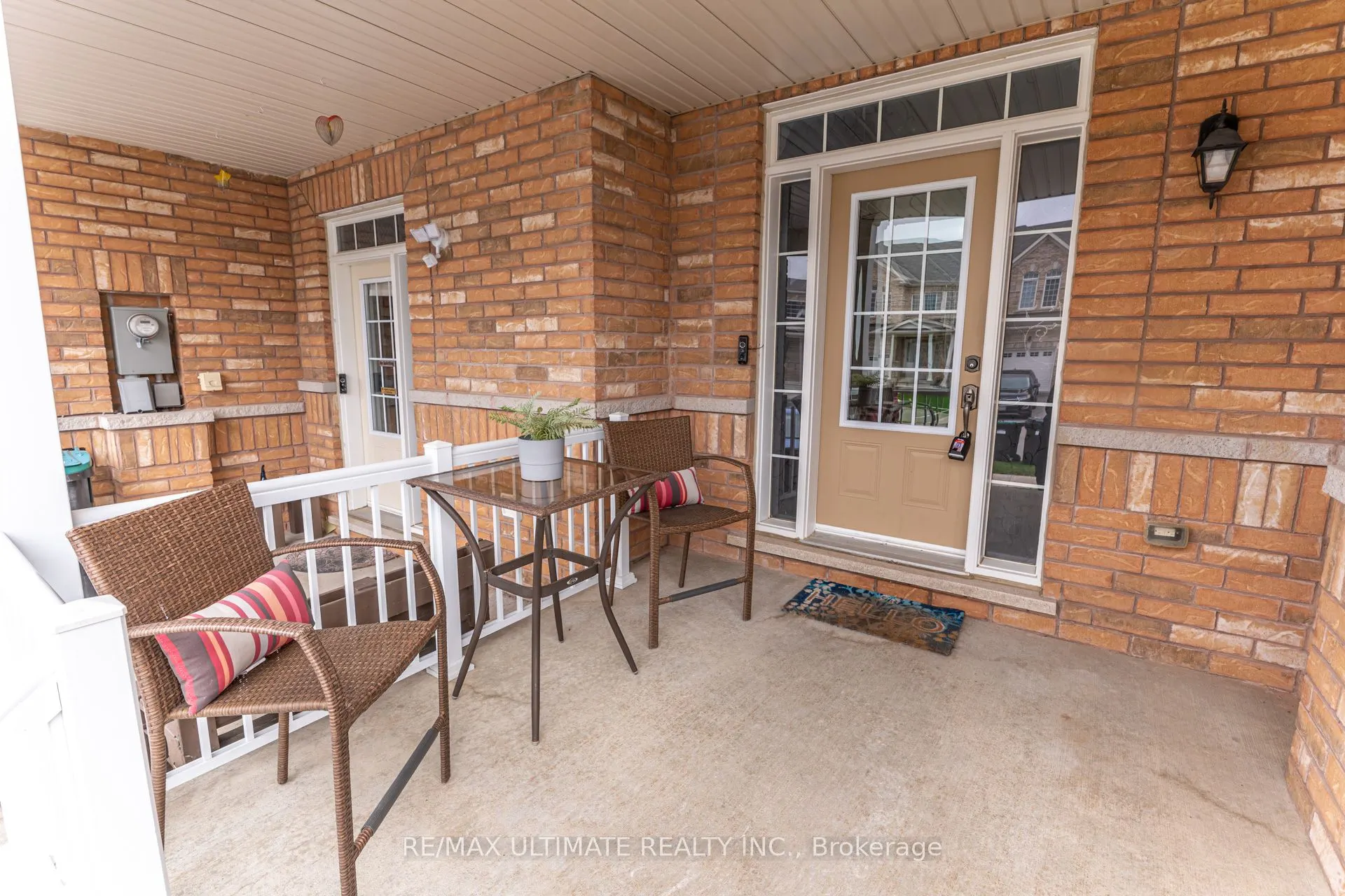 6 Daniele Crescent