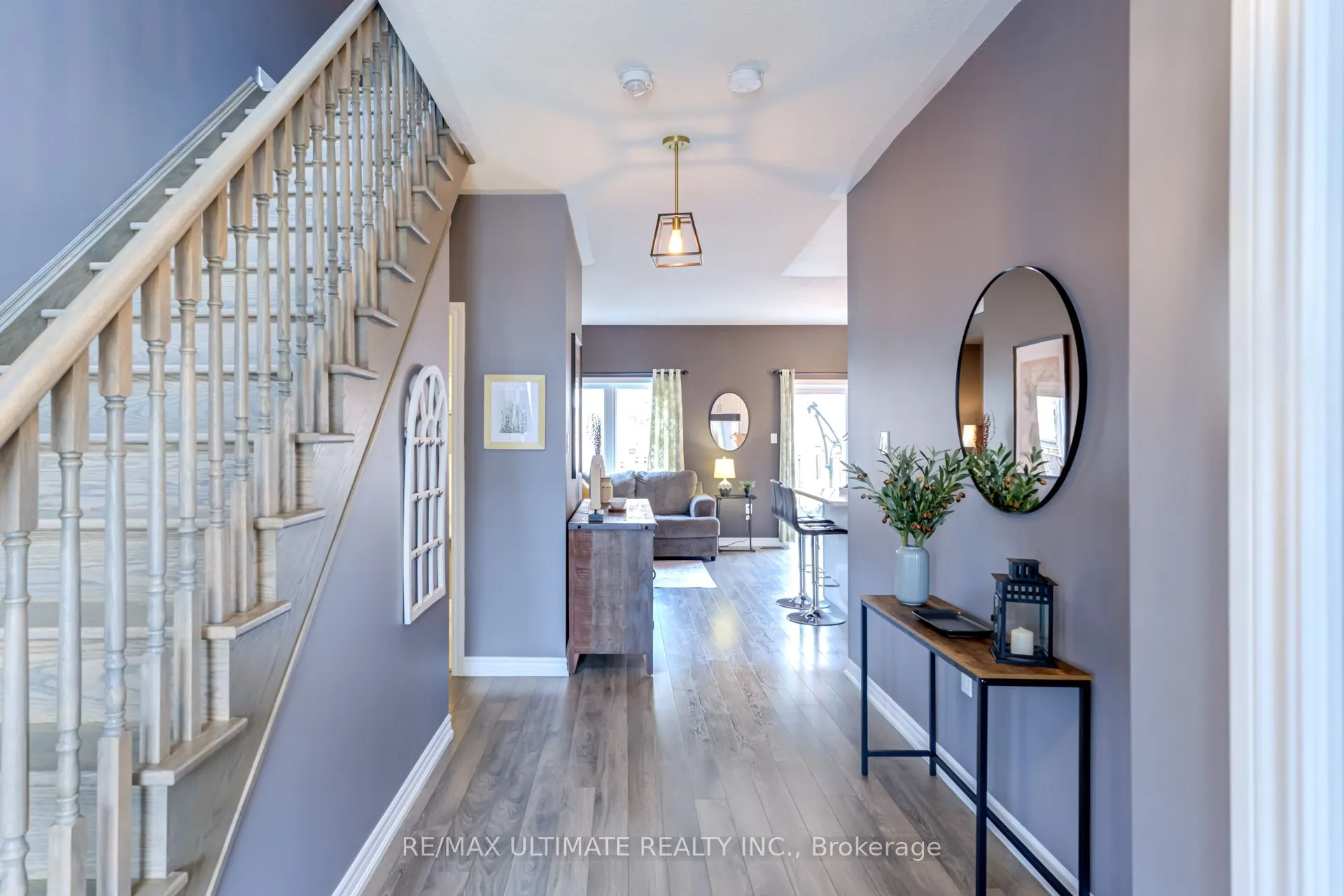 6 Daniele Crescent