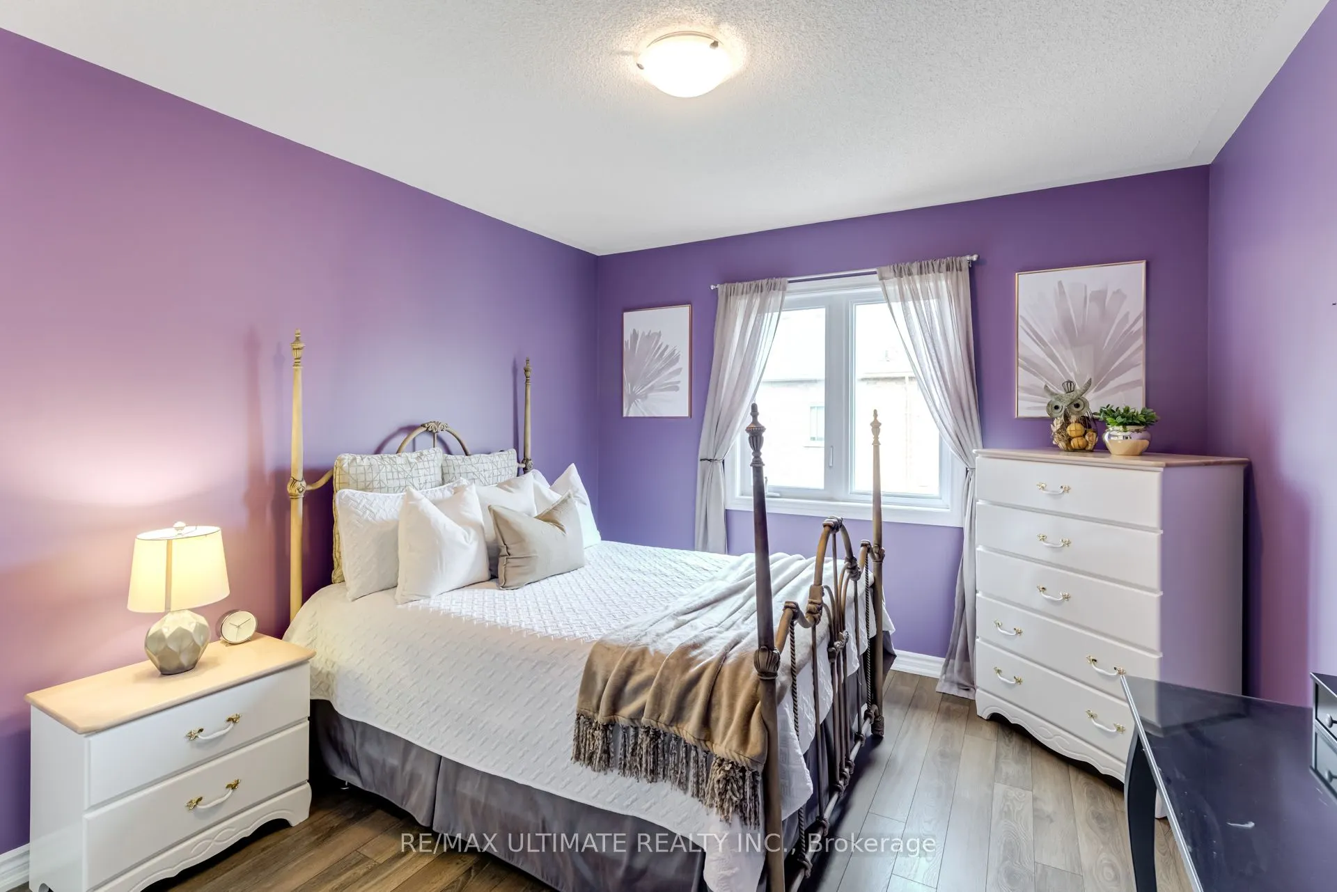 6 Daniele Crescent