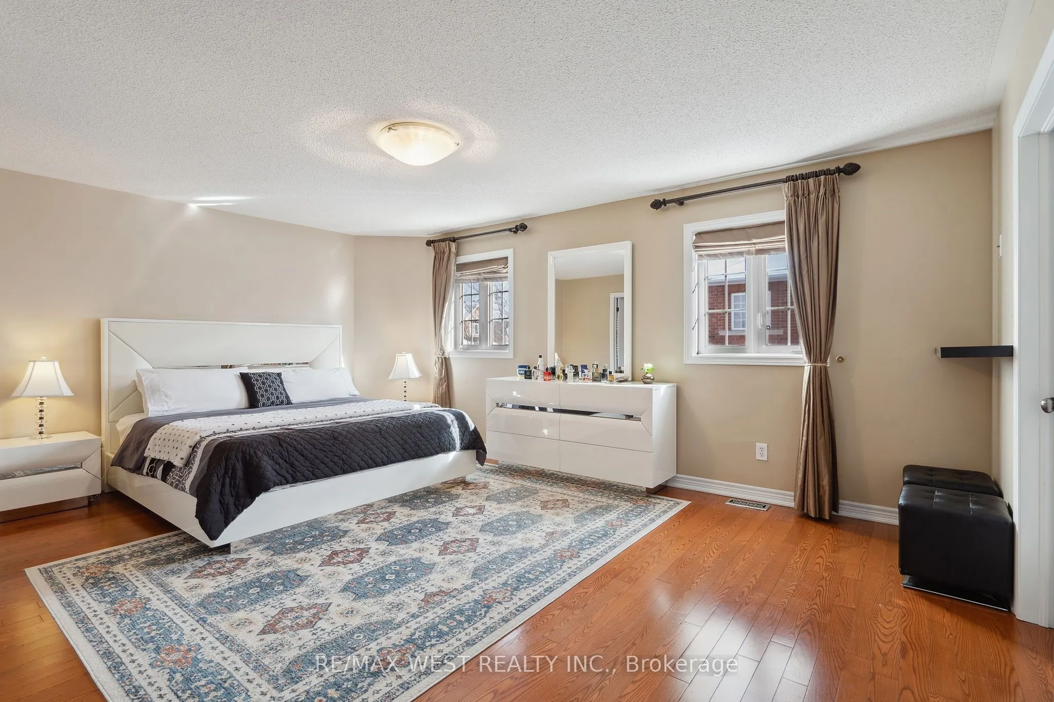 126 Josephine Road W