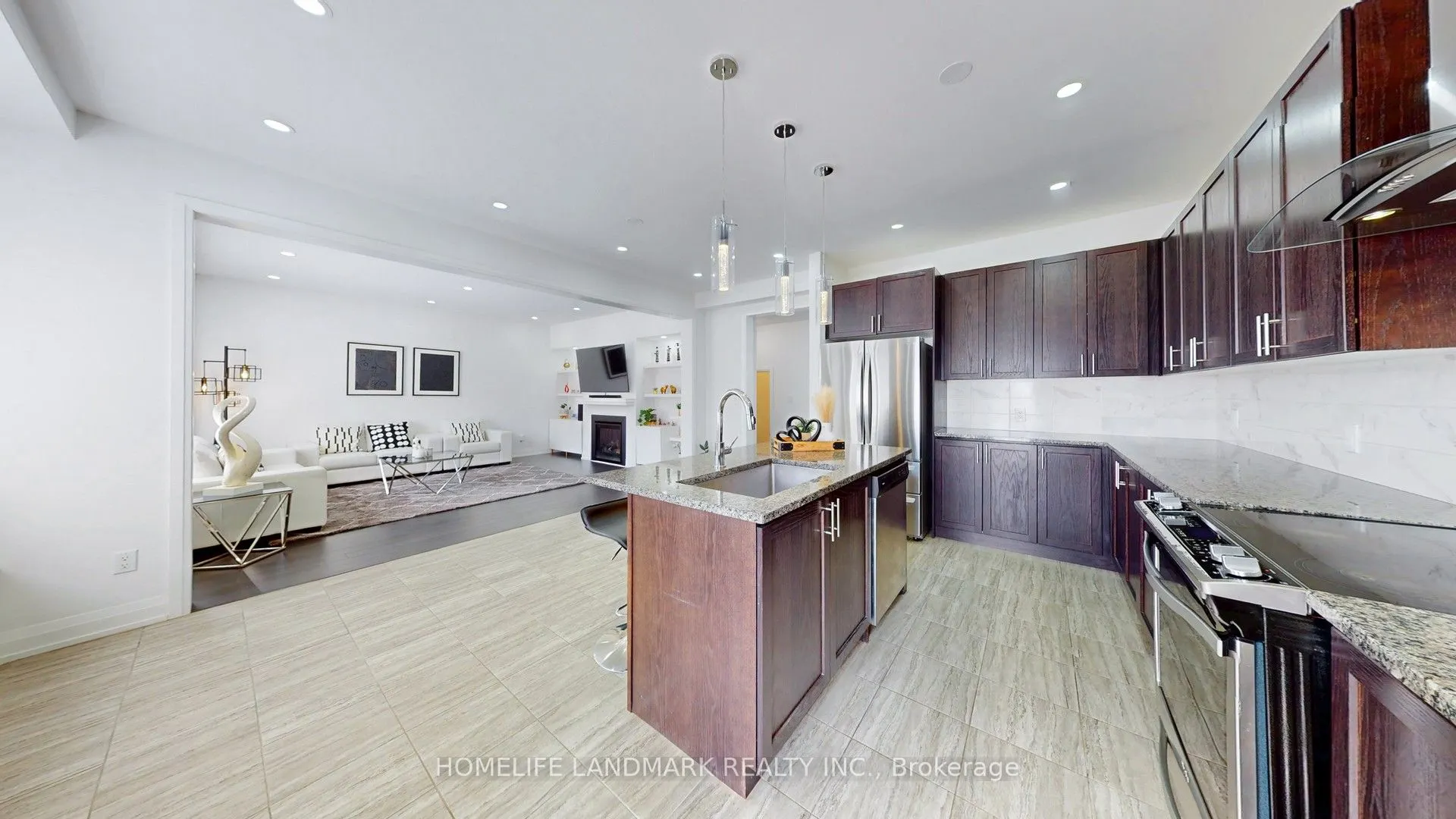 51 Crimson King Way