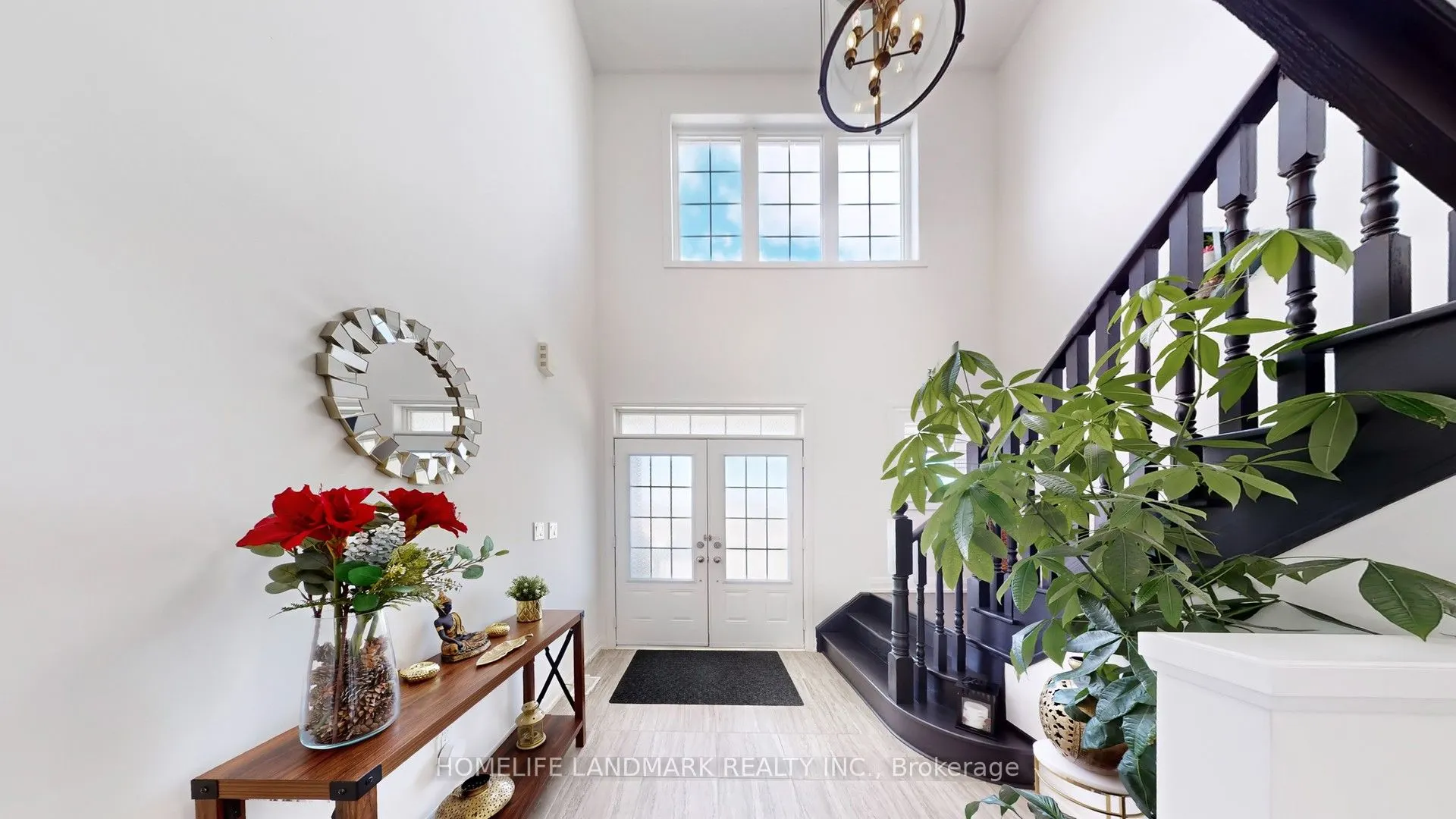 51 Crimson King Way