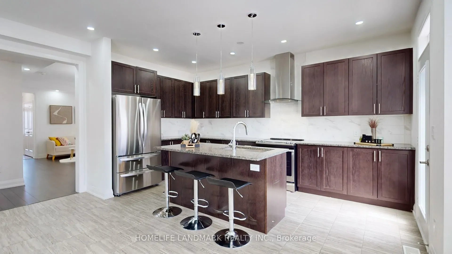 51 Crimson King Way
