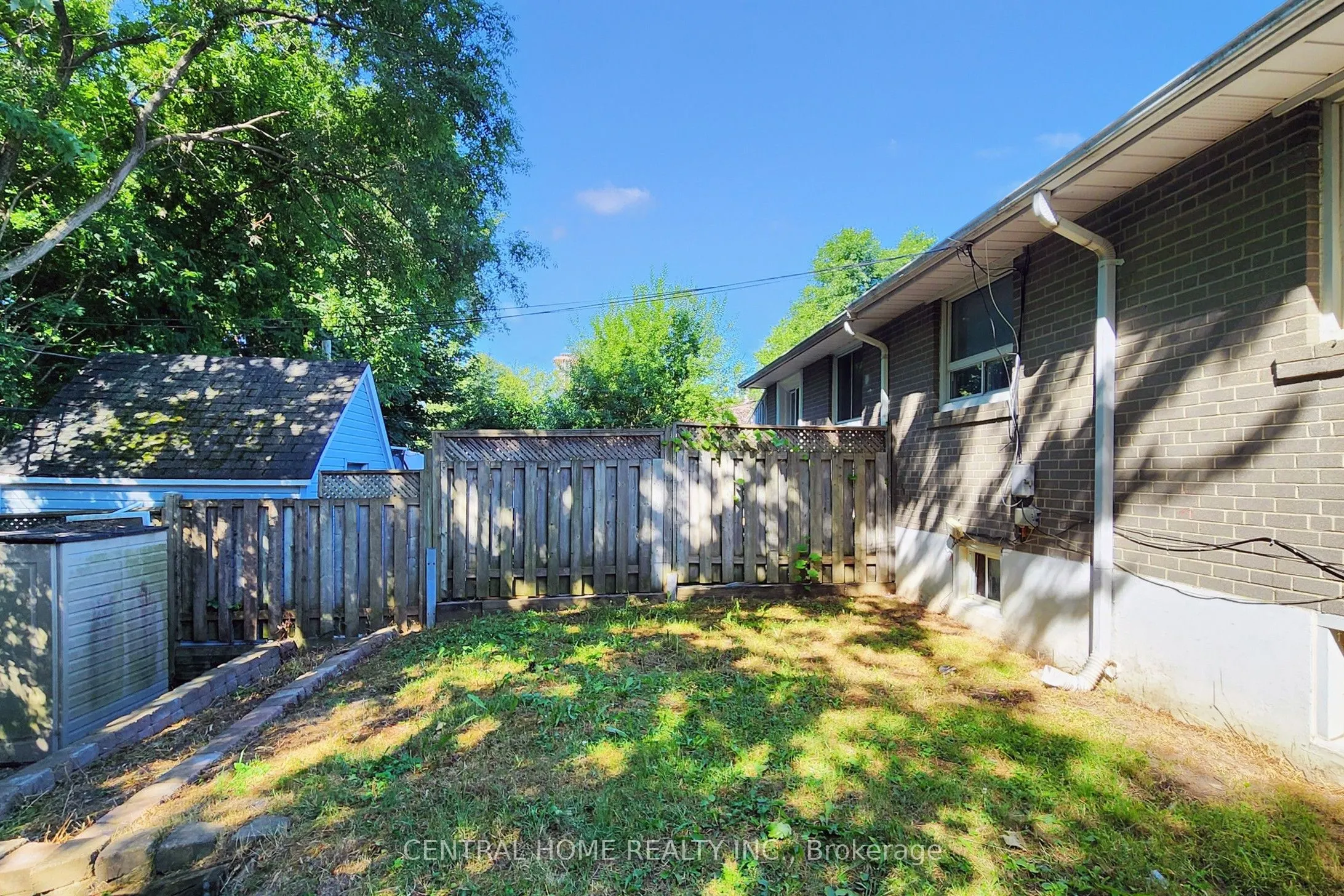 132 Septonne Avenue N