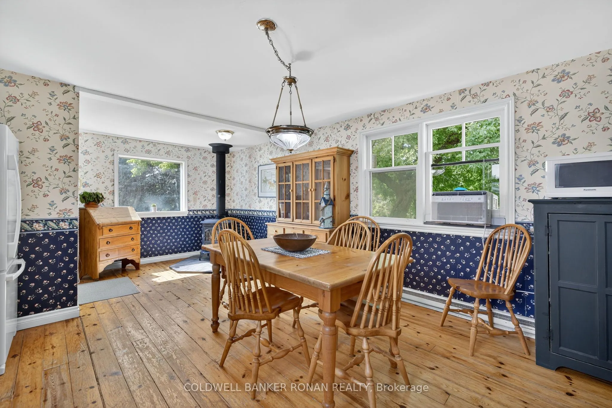 1604 Concession Rd 8
