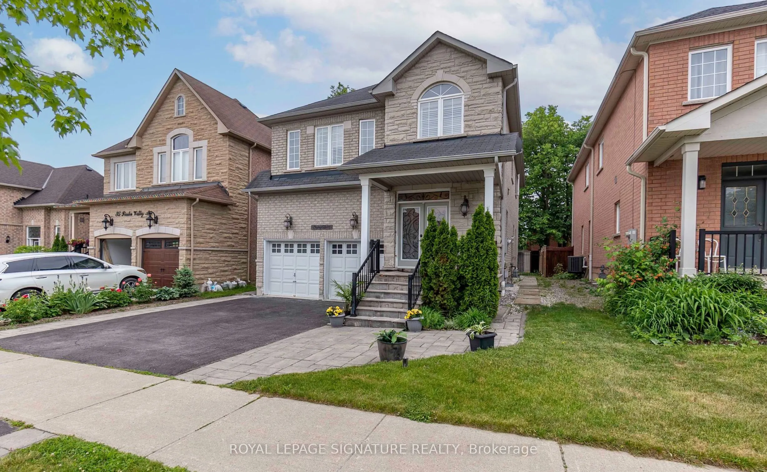 83 Timber Valley Avenue