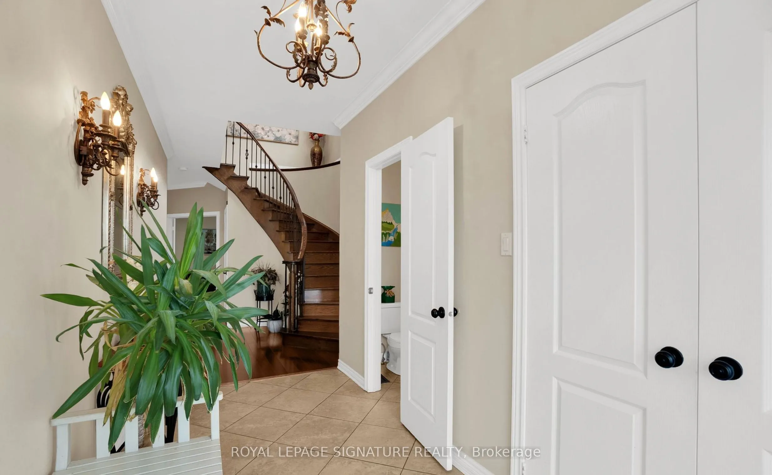 83 Timber Valley Avenue