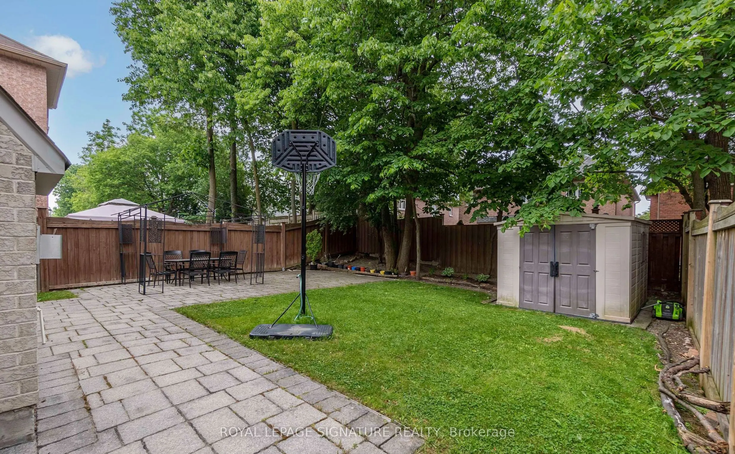 83 Timber Valley Avenue
