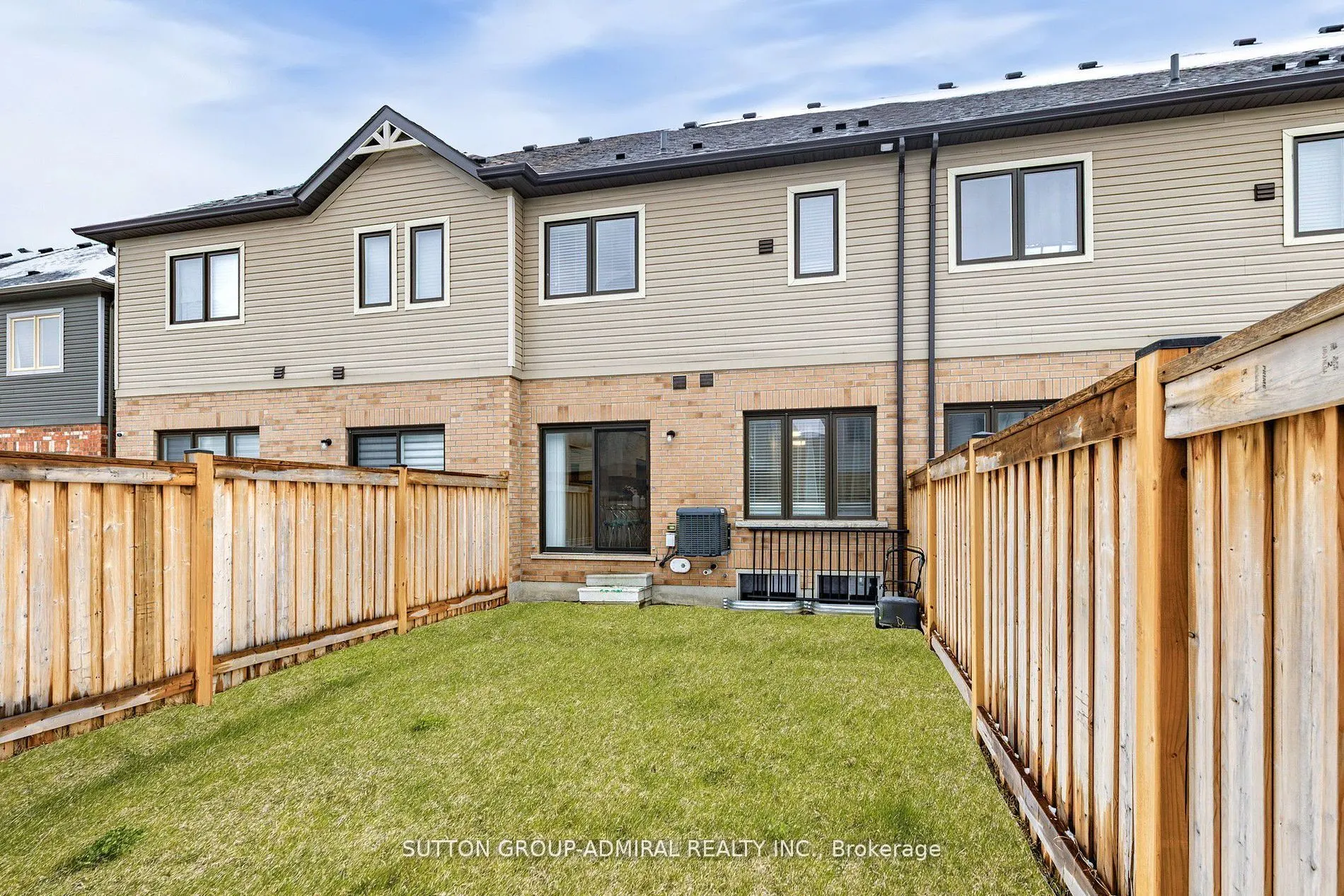 123 Arnold Crescent