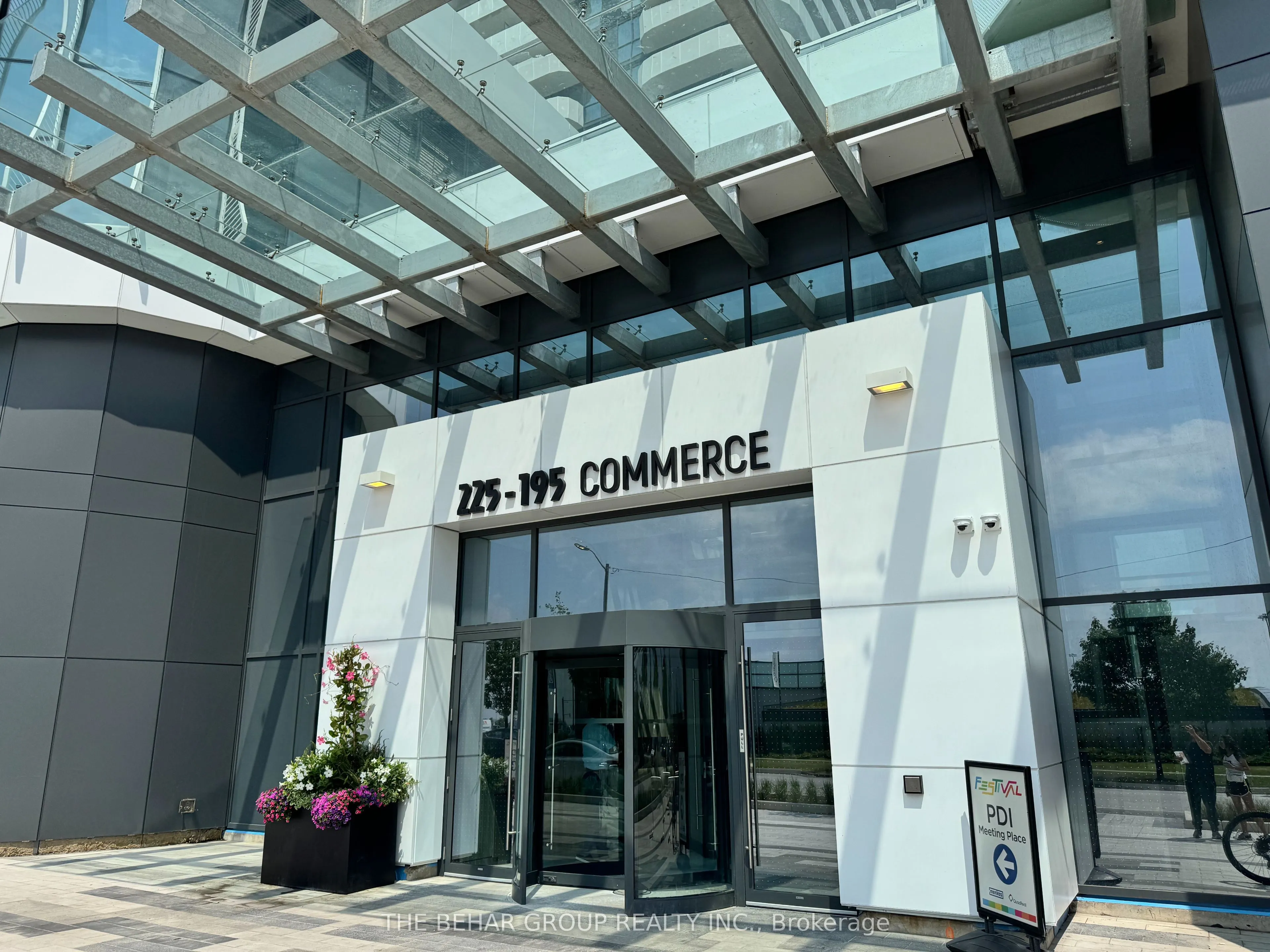 225 commerce Street, #5107