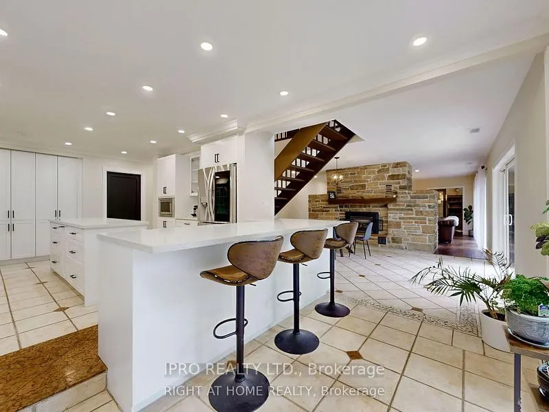 2580 Lake ridge Road