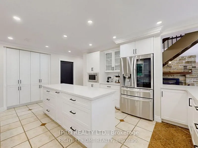 2580 Lake ridge Road