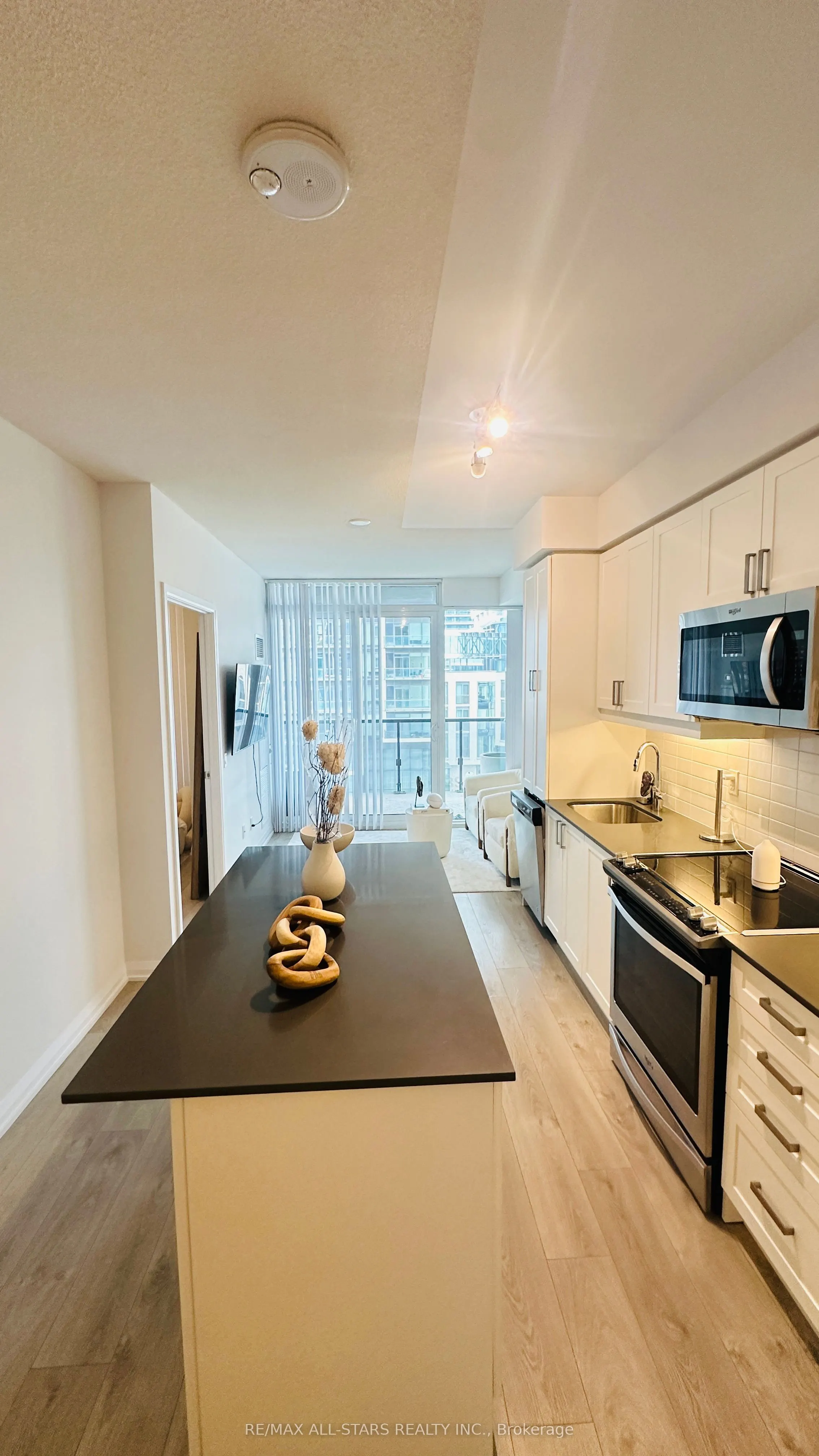7895 Jane Street, #508