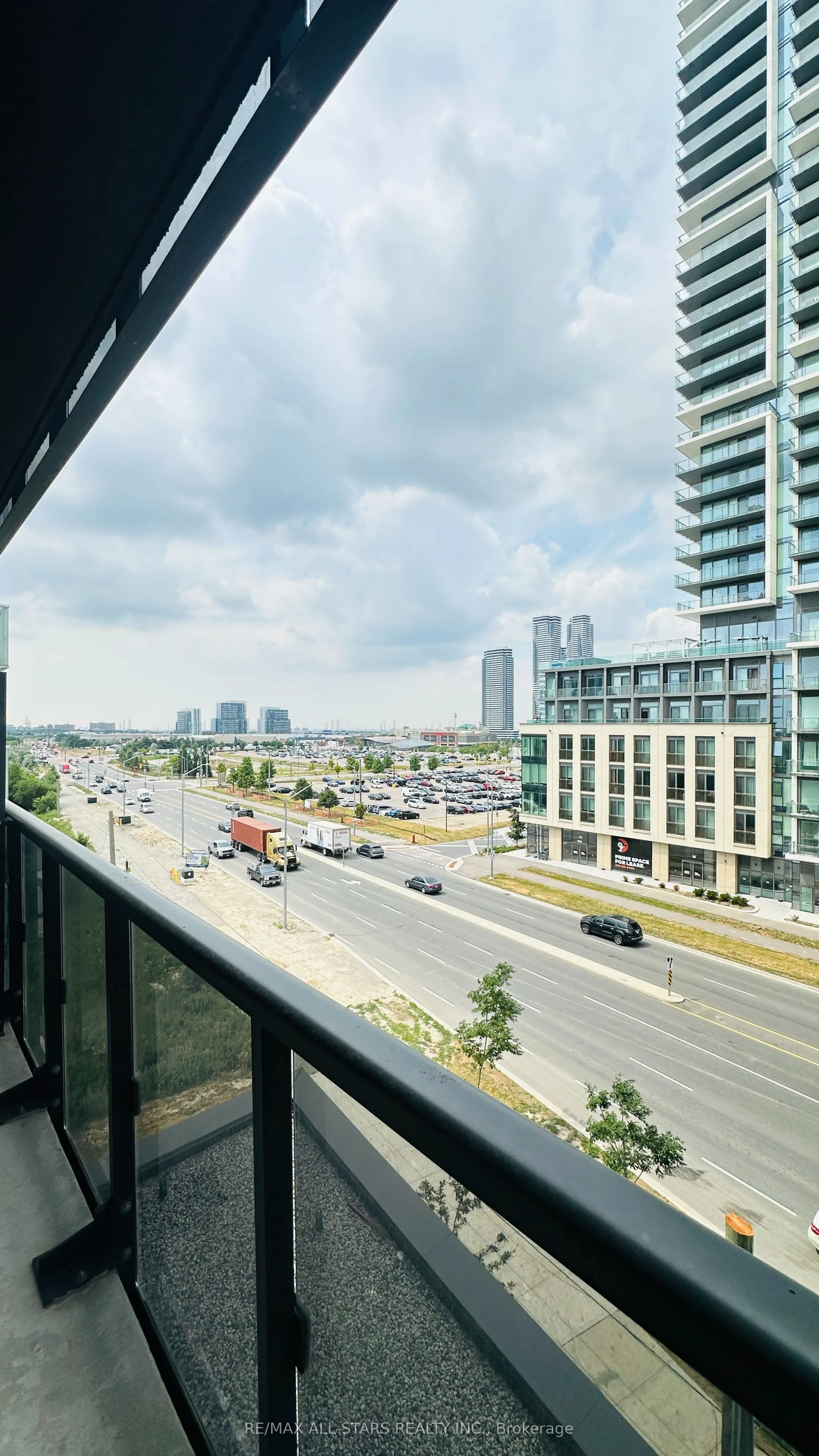 7895 Jane Street, #508