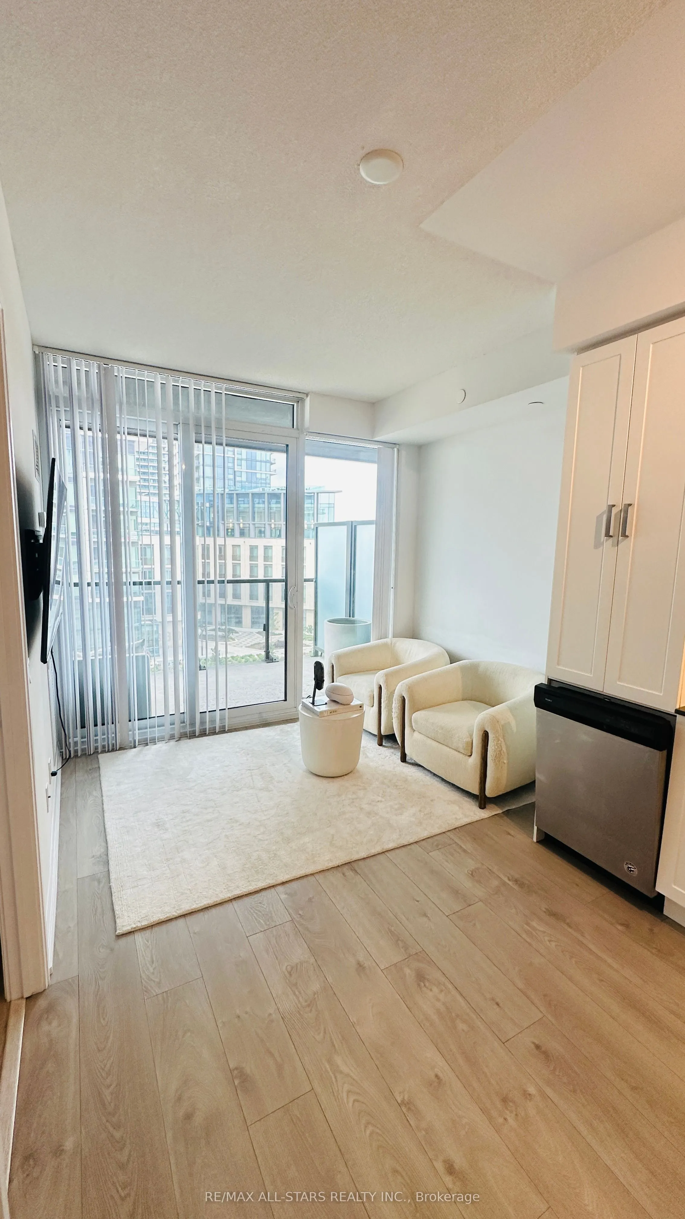 7895 Jane Street, #508