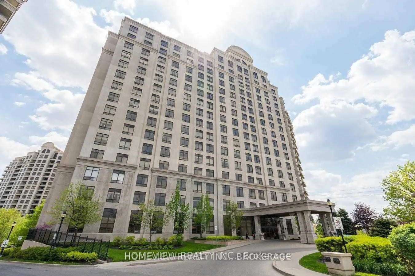 9235 Jane Street, #210