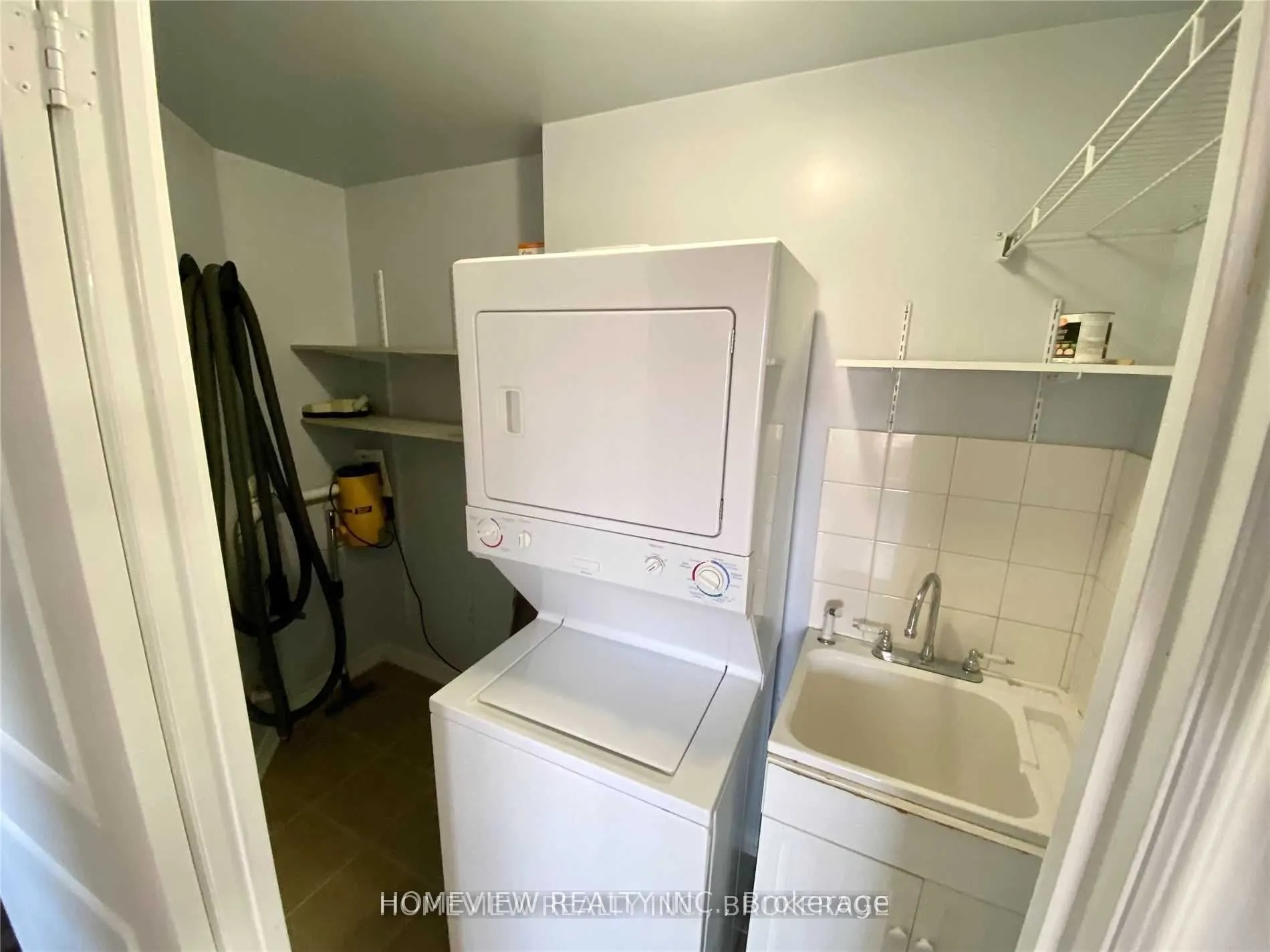 9235 Jane Street, #210
