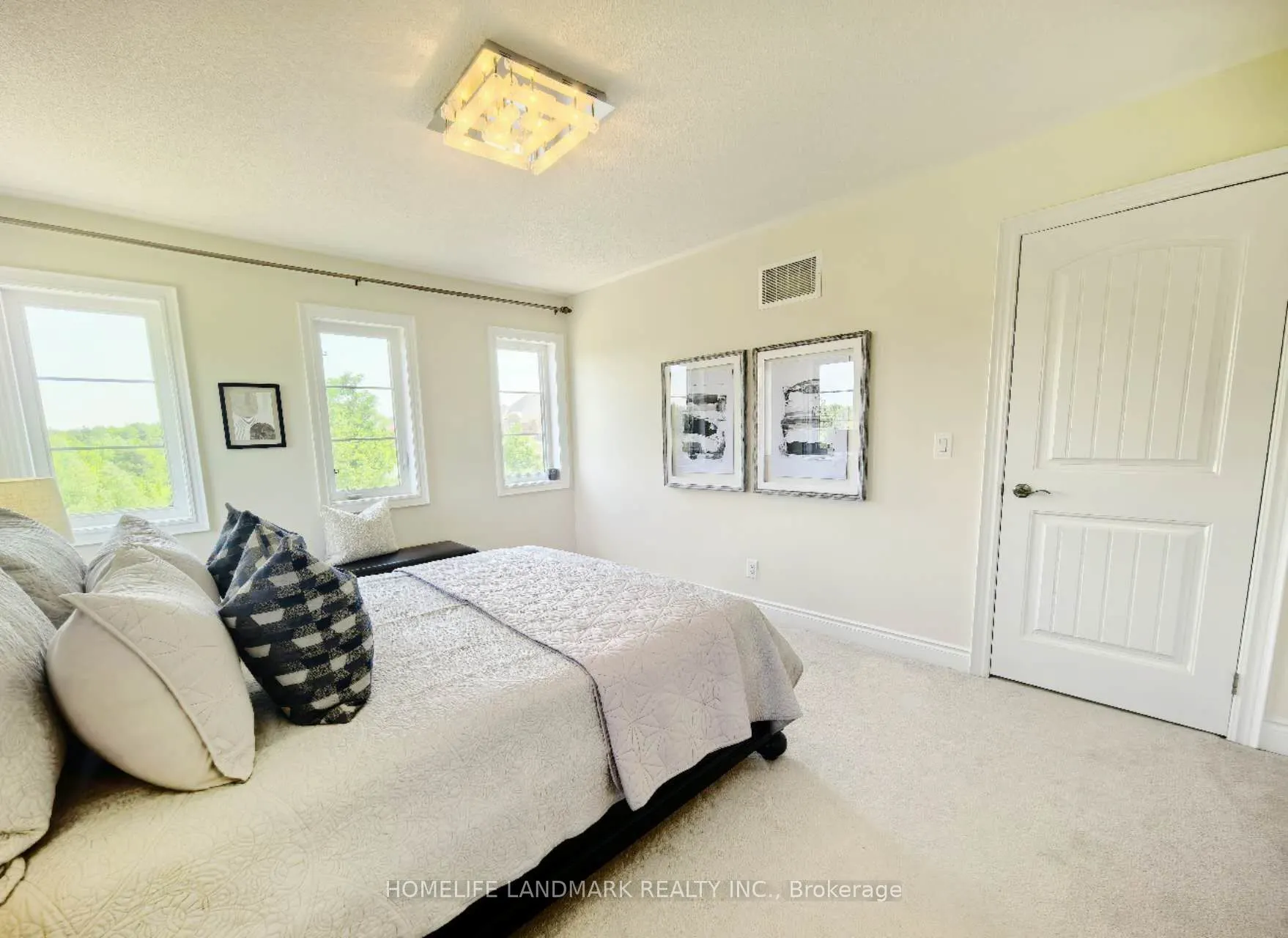 20 Kellogg Crescent