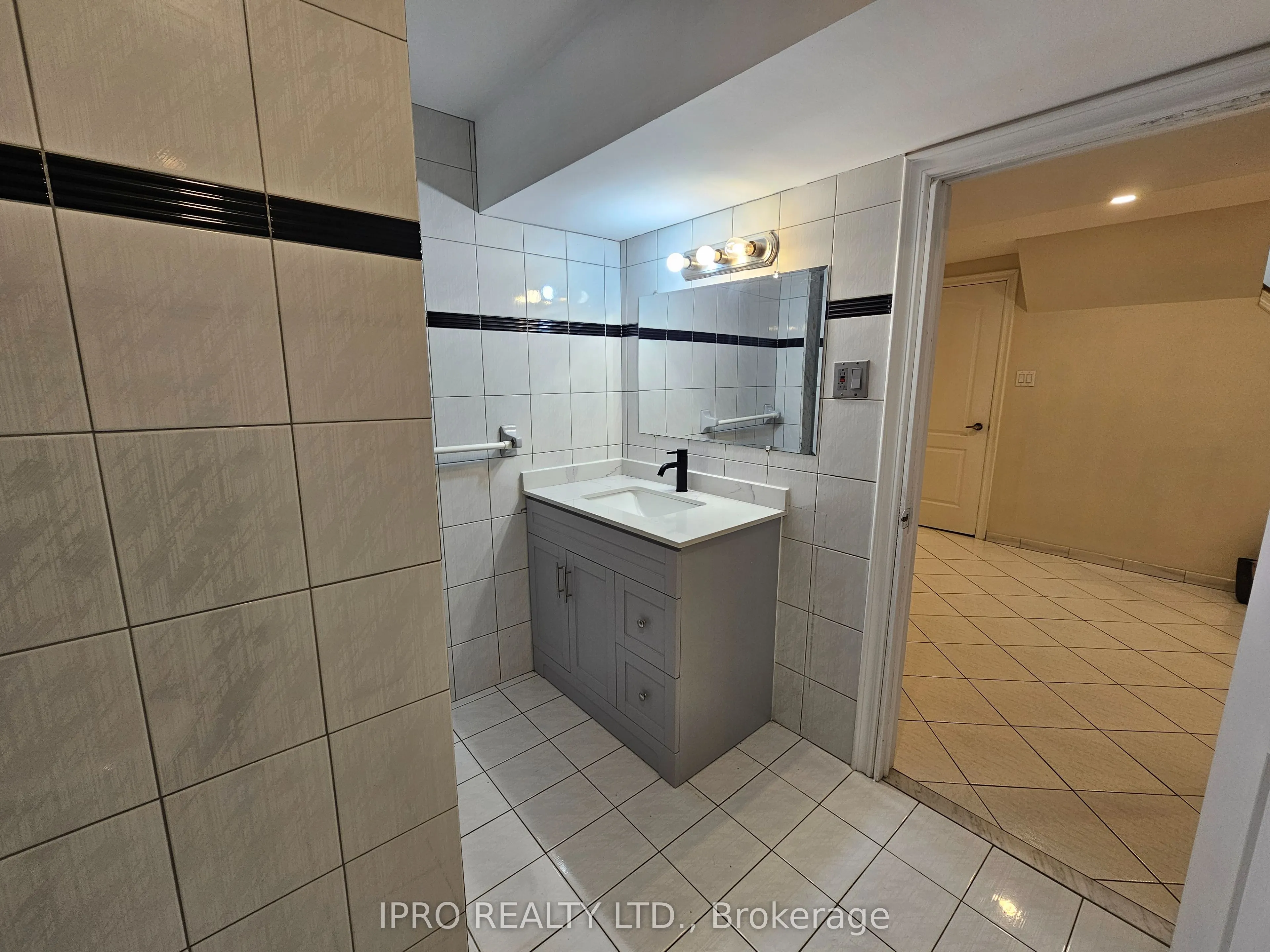 41 Presidential Street, #Basement
