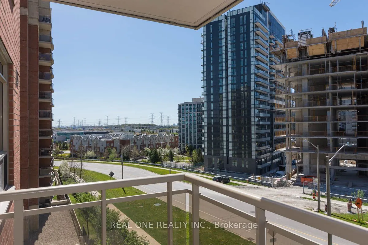 75 King William Crescent, #605