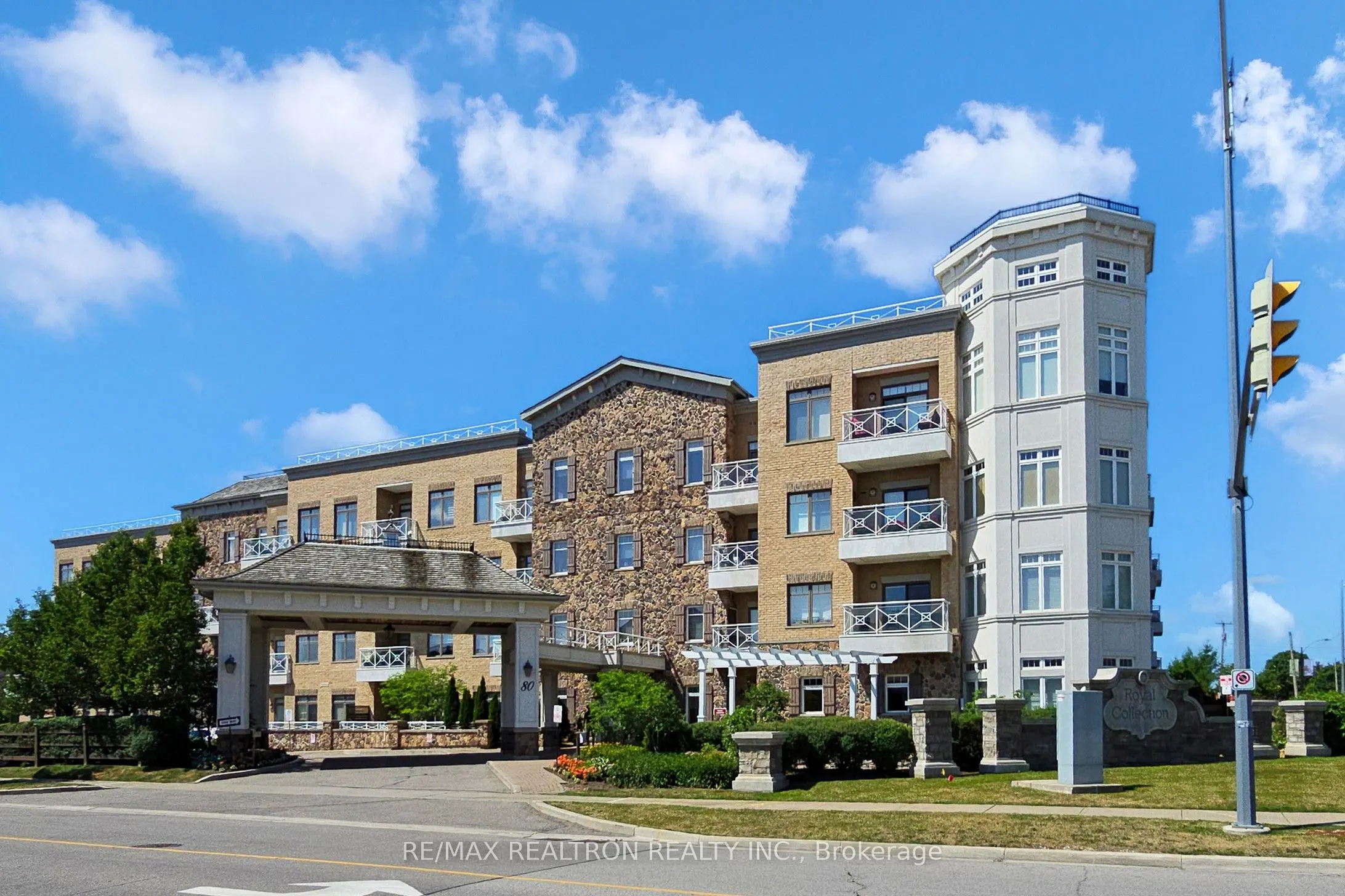 80 Burns Boulevard N, #123