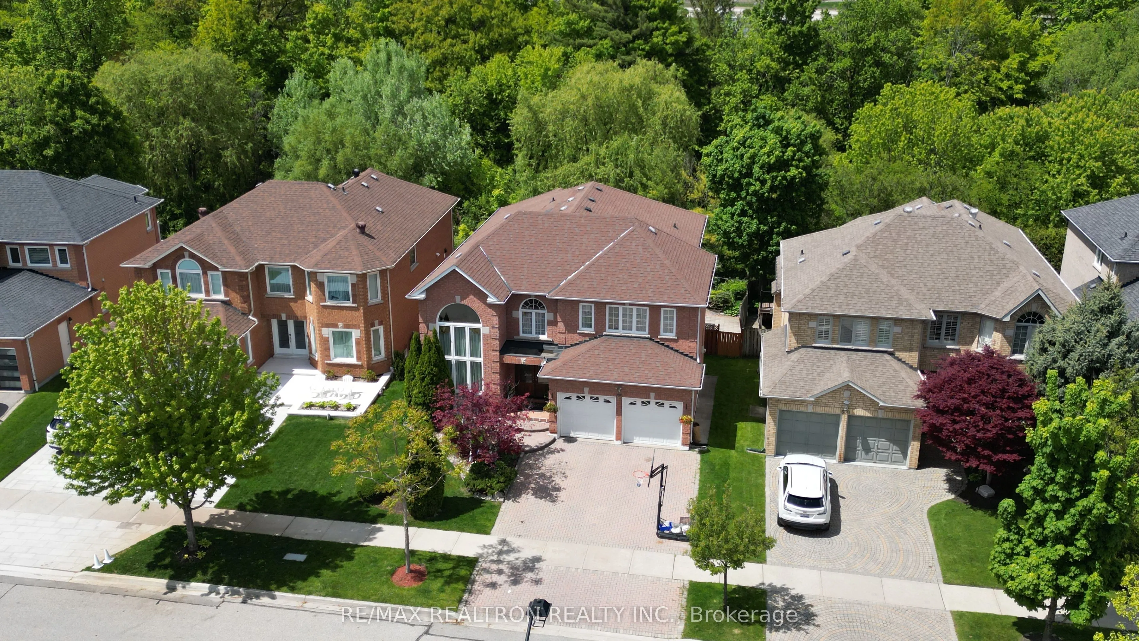 56 Sadot Court