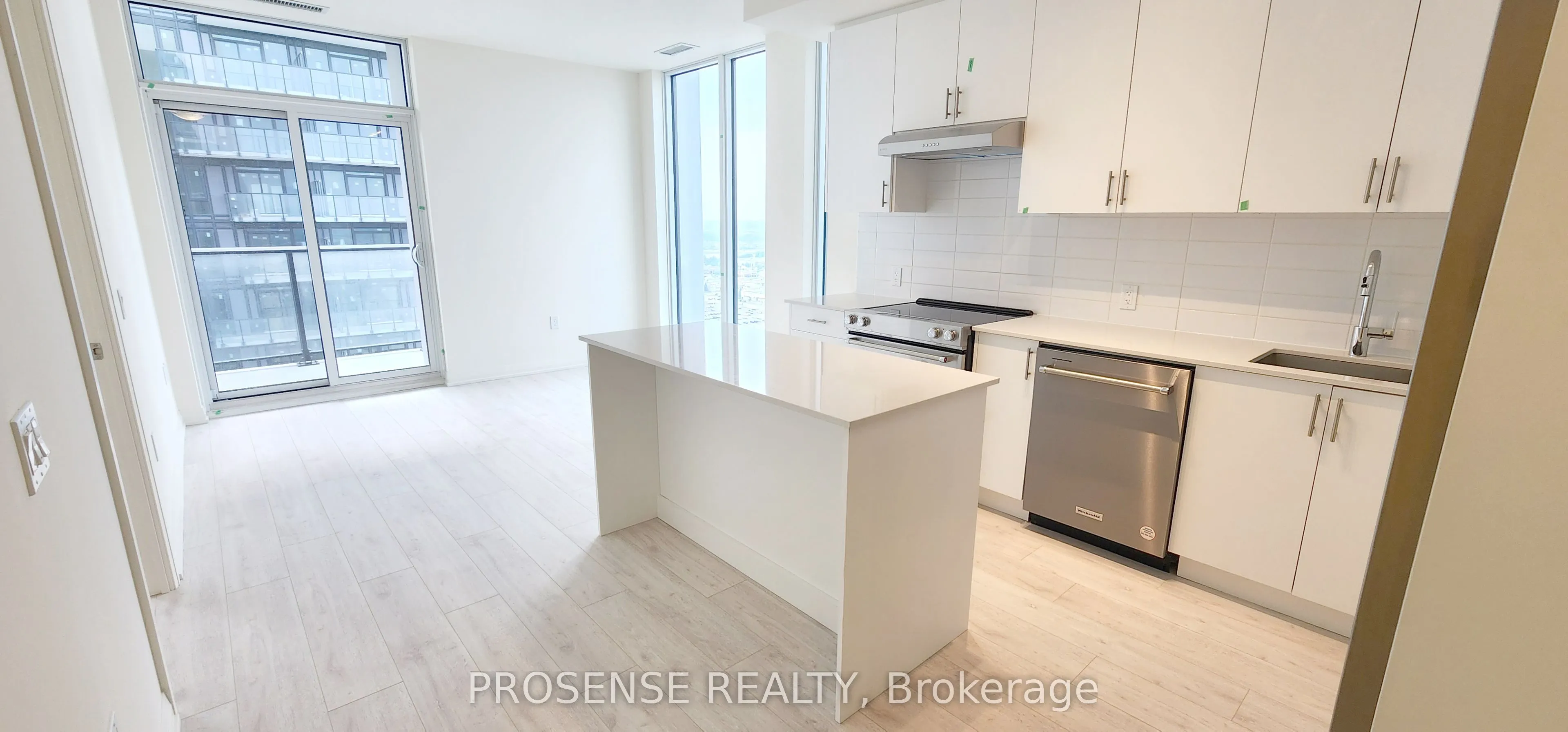 8960 Jane Street, #2403