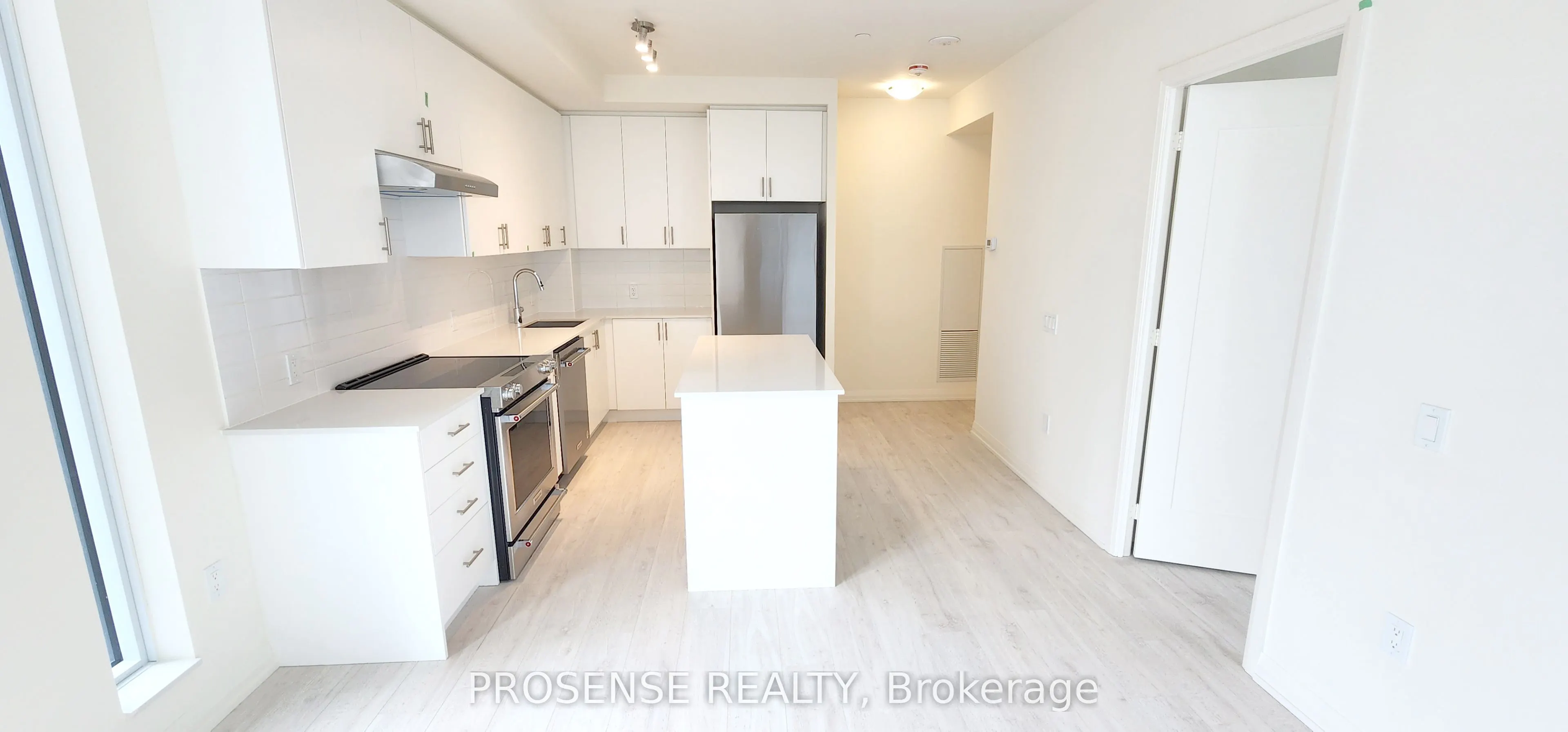 8960 Jane Street, #2403