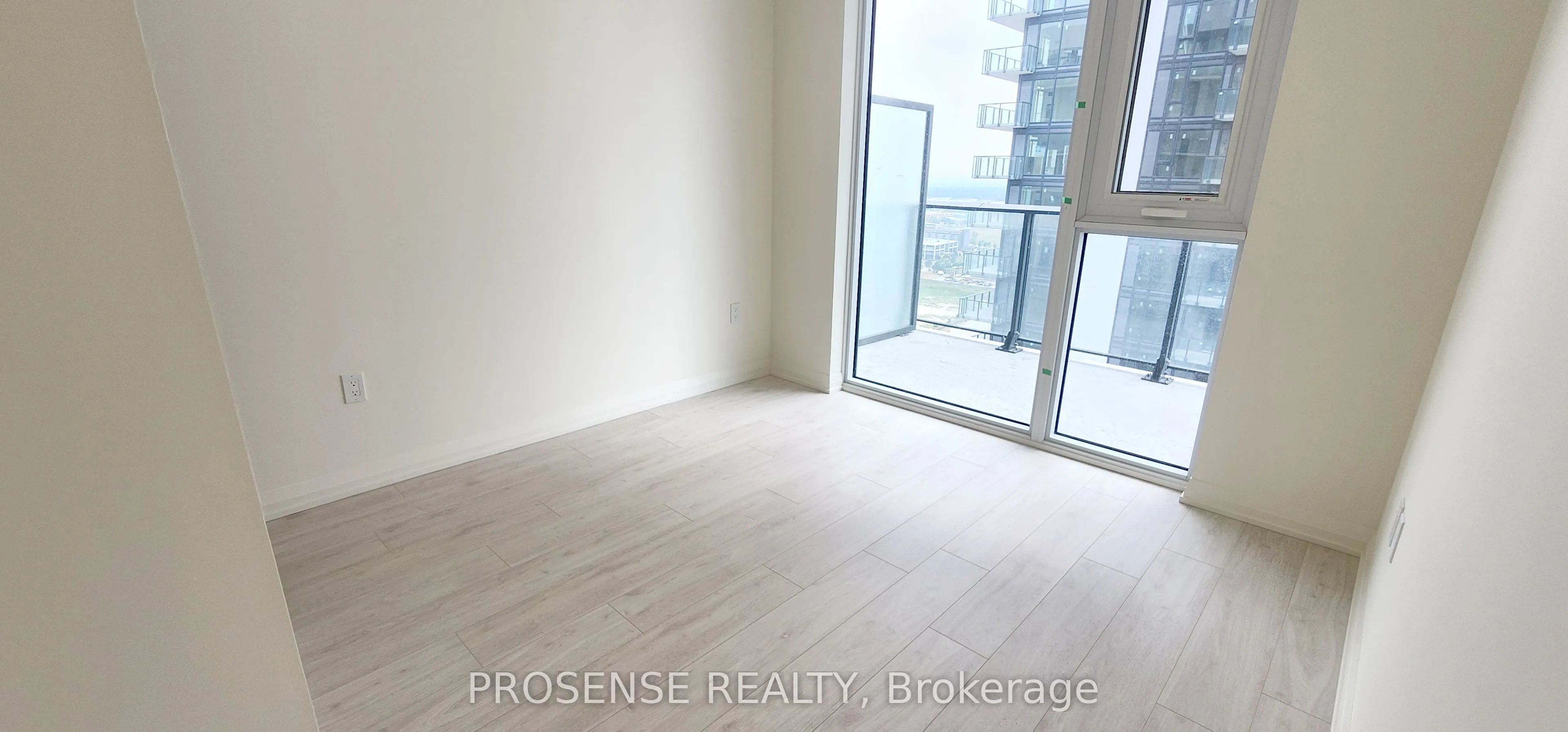 8960 Jane Street, #2403
