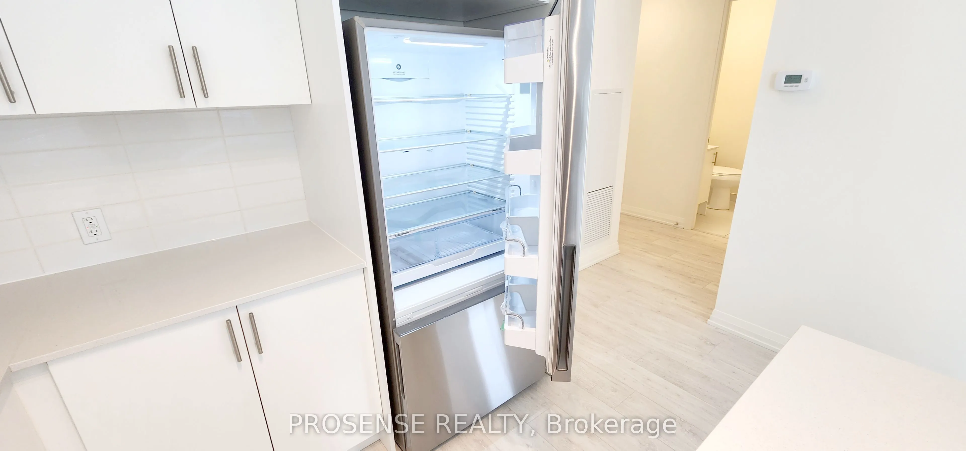 8960 Jane Street, #2403