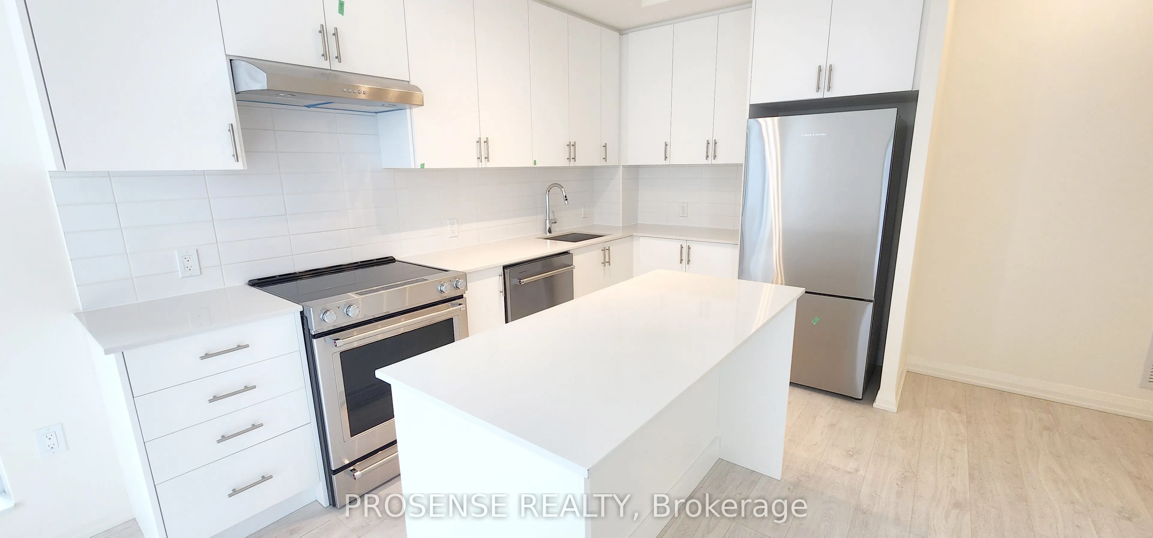 8960 Jane Street, #2403