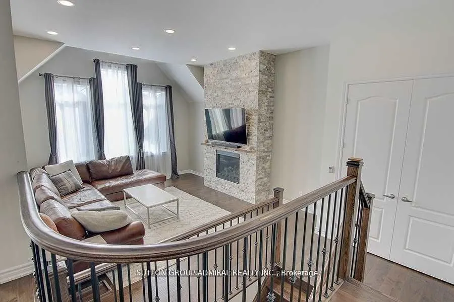 103 Leaden Hall Drive