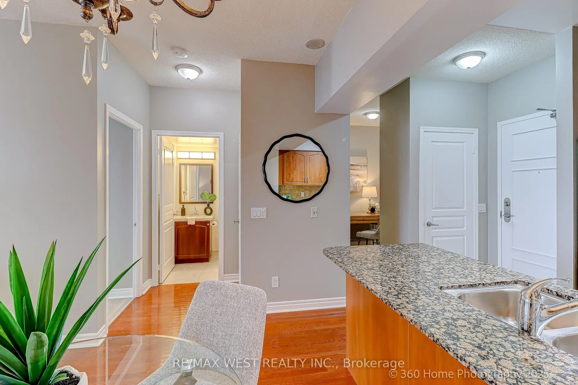 350 Red Maple Road, #802