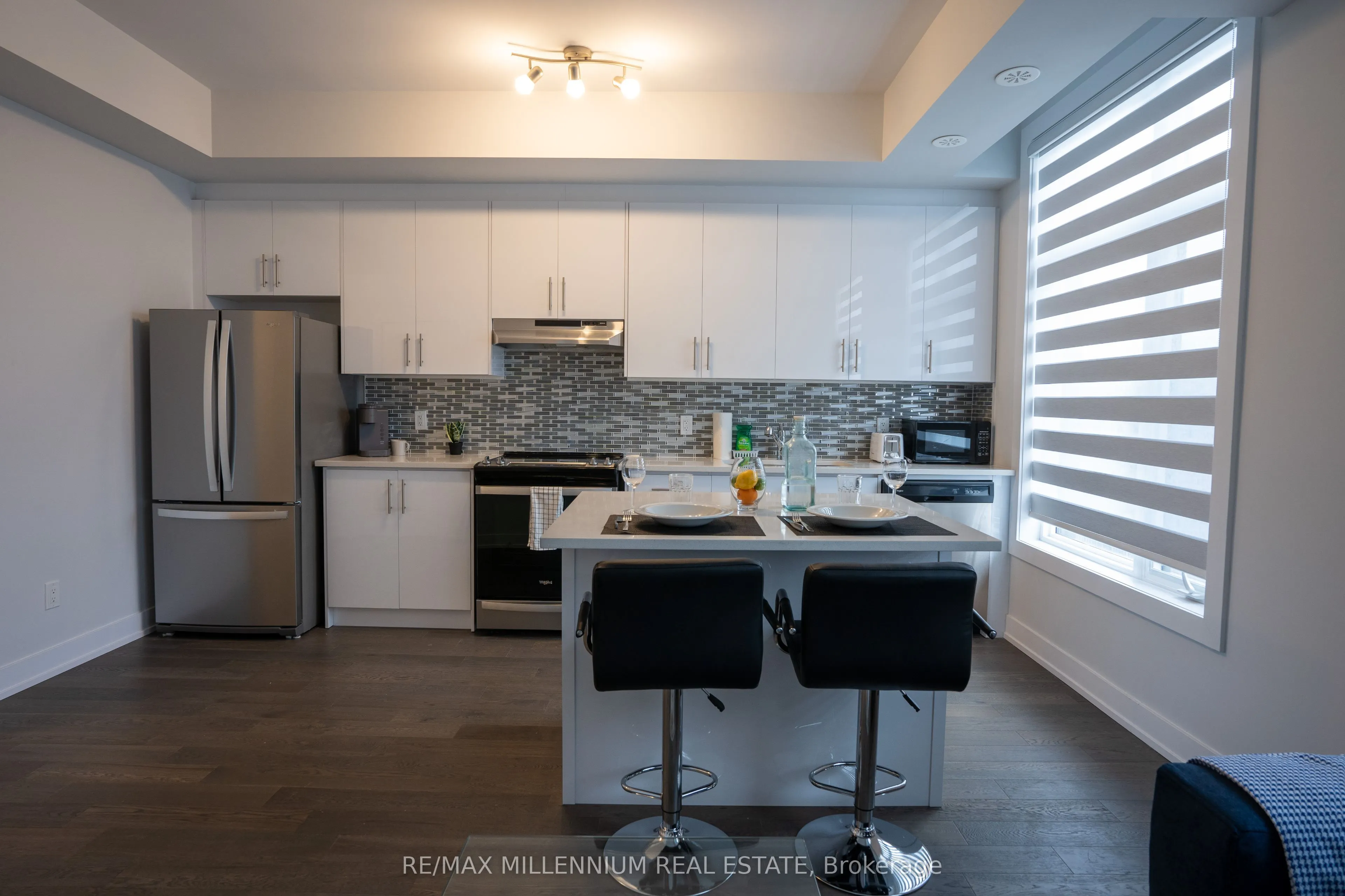 9560 Islington Avenue, #U221