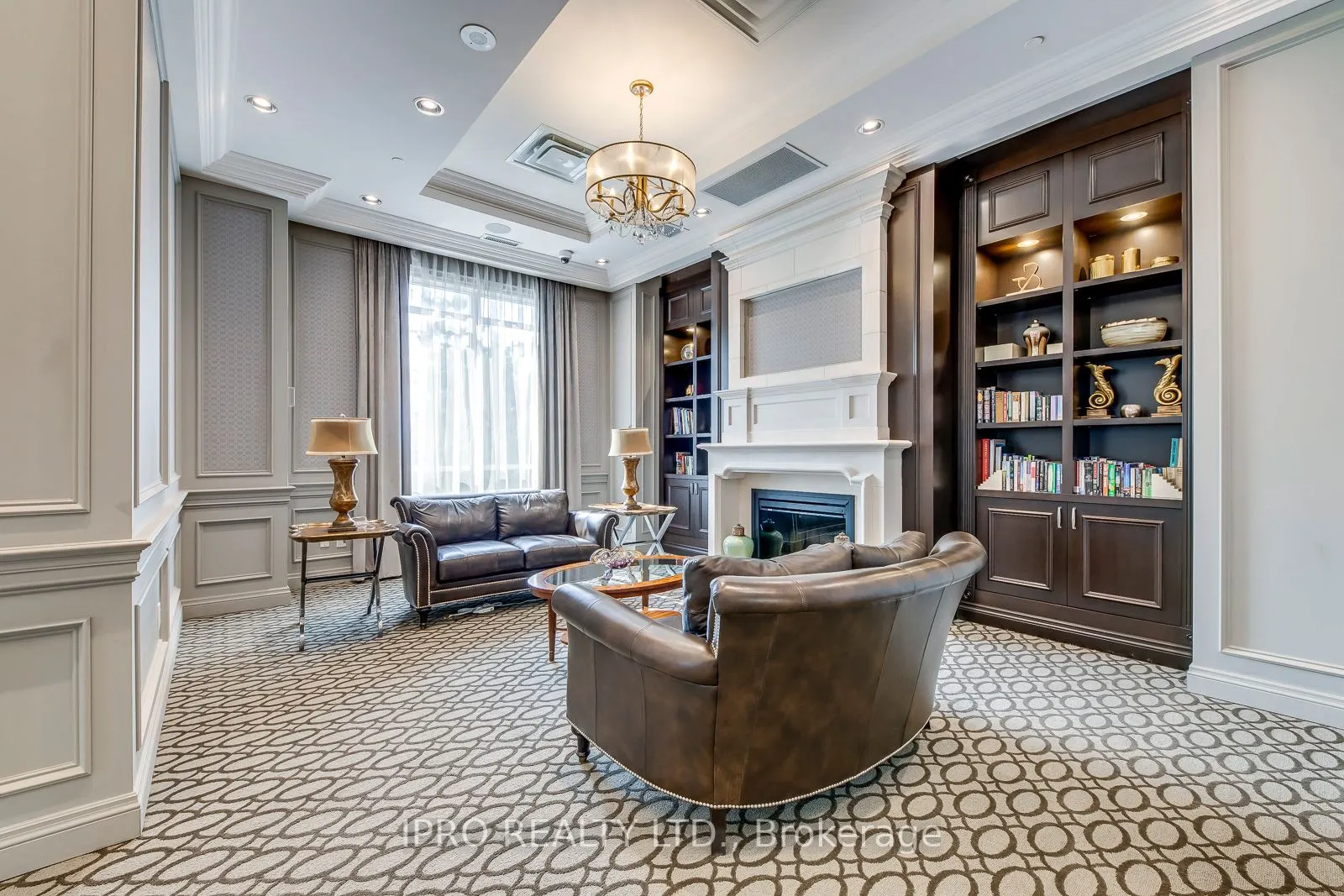9255 Jane Street, #804