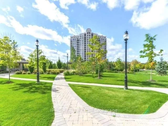 9255 Jane Street, #804