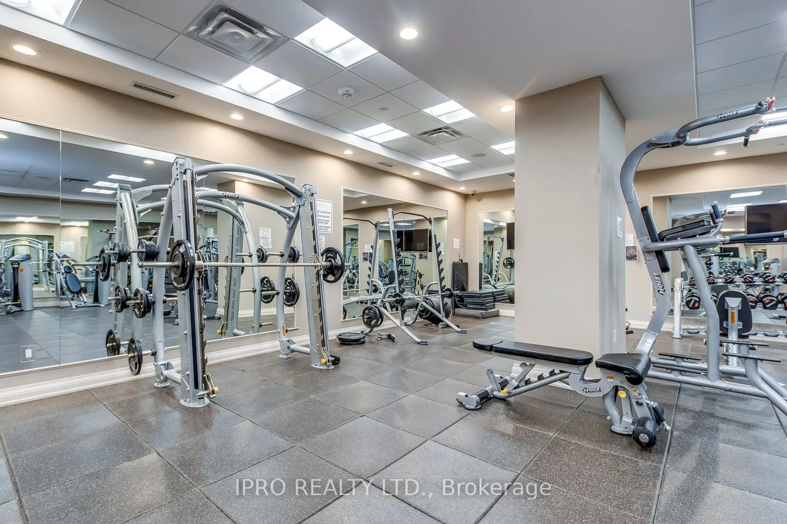 9255 Jane Street, #804